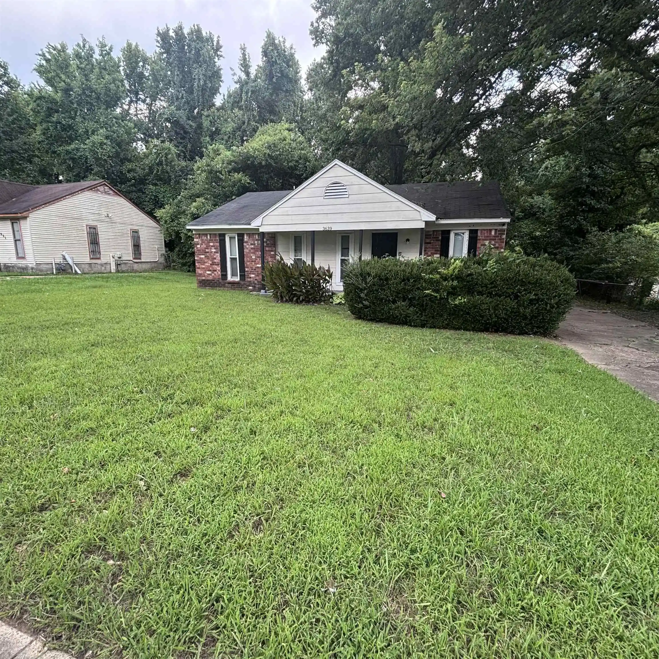 Photo 1 of Single family home for sale at 3639 Kerwin Dr, Memphis, TN 38128 | MLS# 10226240 | Listing updated on 2026-09-18