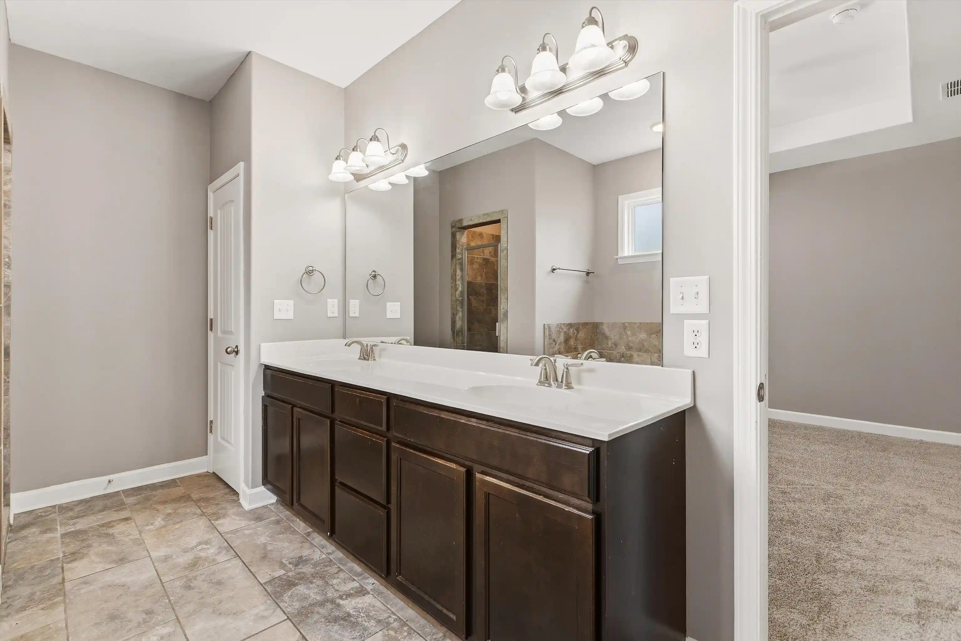Photo 3 of Single family home for sale at 7668 Glen Laurel Way, Memphis, TN 38125 | MLS# 10226280 | Listing updated on 2026-08-26