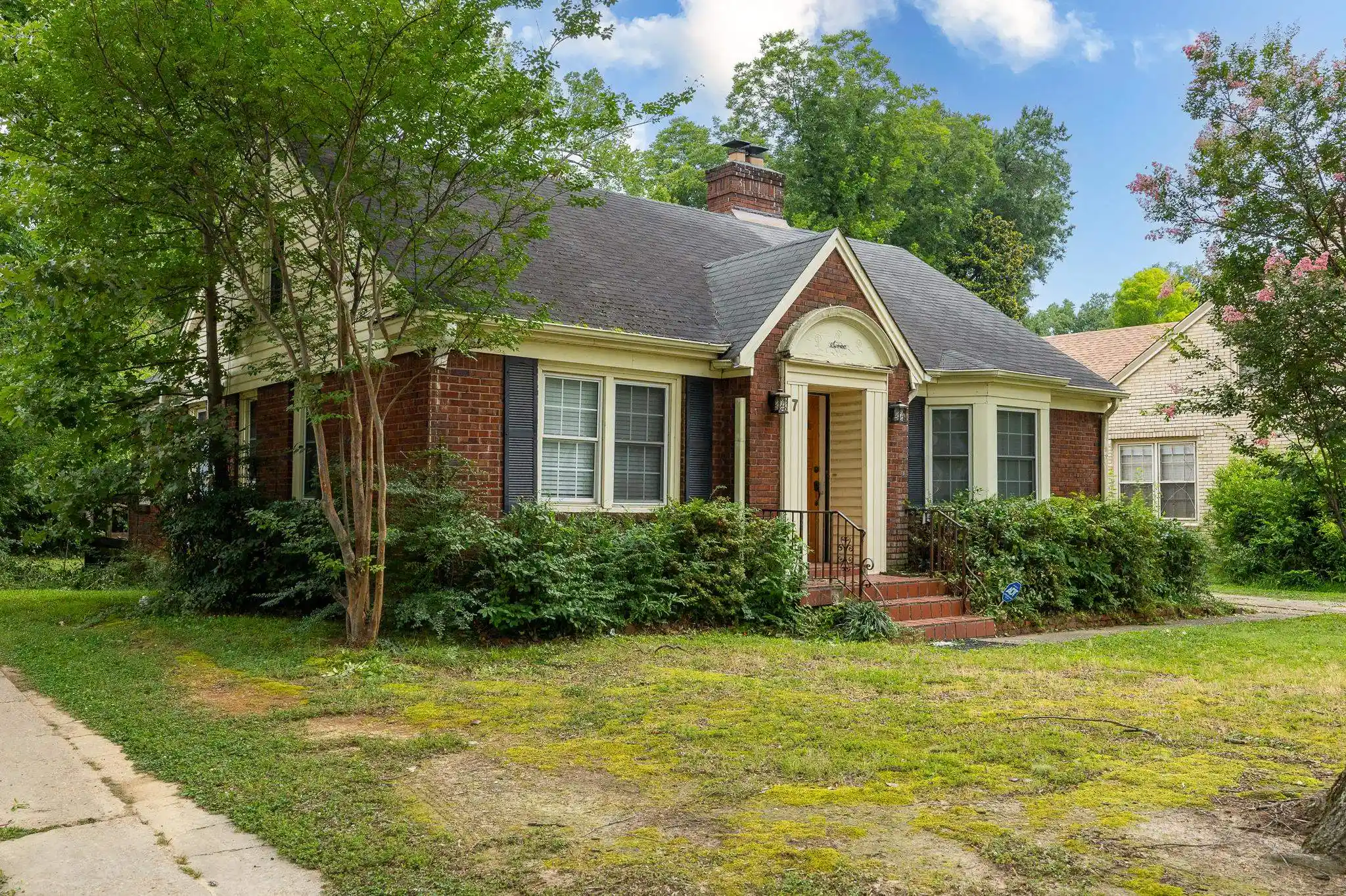 Photo 3 of Single family home for sale at 7 N Alicia Dr, Memphis, TN 38112 | MLS# 10226295 | Listing updated on 2026-10-05
