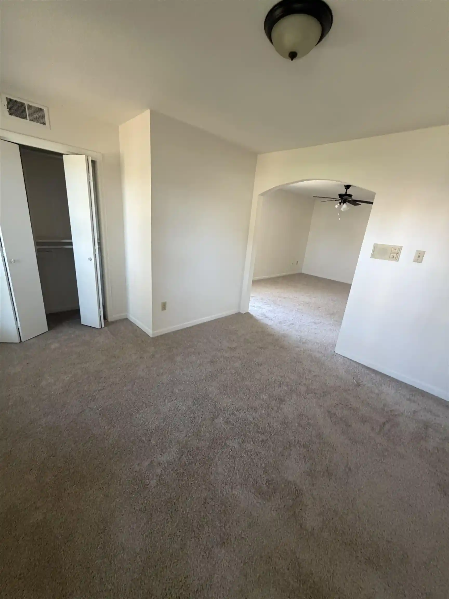 Photo 3 of Sale Pending at 5020 Gardenwood Dr, Memphis, TN 38116 | MLS# 10226306 | Listing updated on 2026-08-31