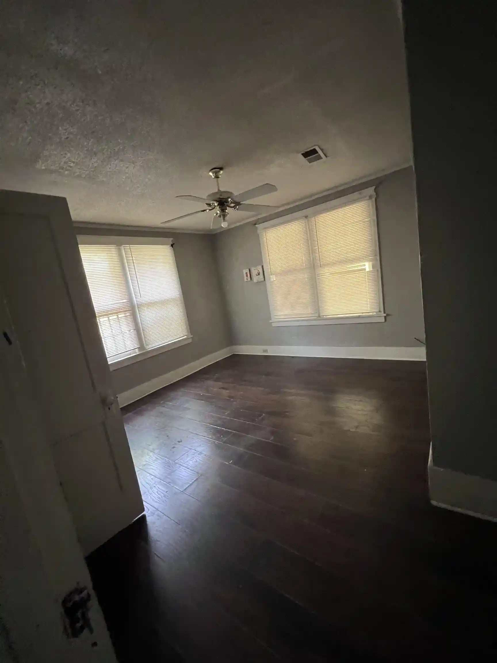 Photo 4 of Single family home for sale at 1514 S Willett St, Memphis, TN 38106 | MLS# 10226318 | Listing updated on 2026-09-02