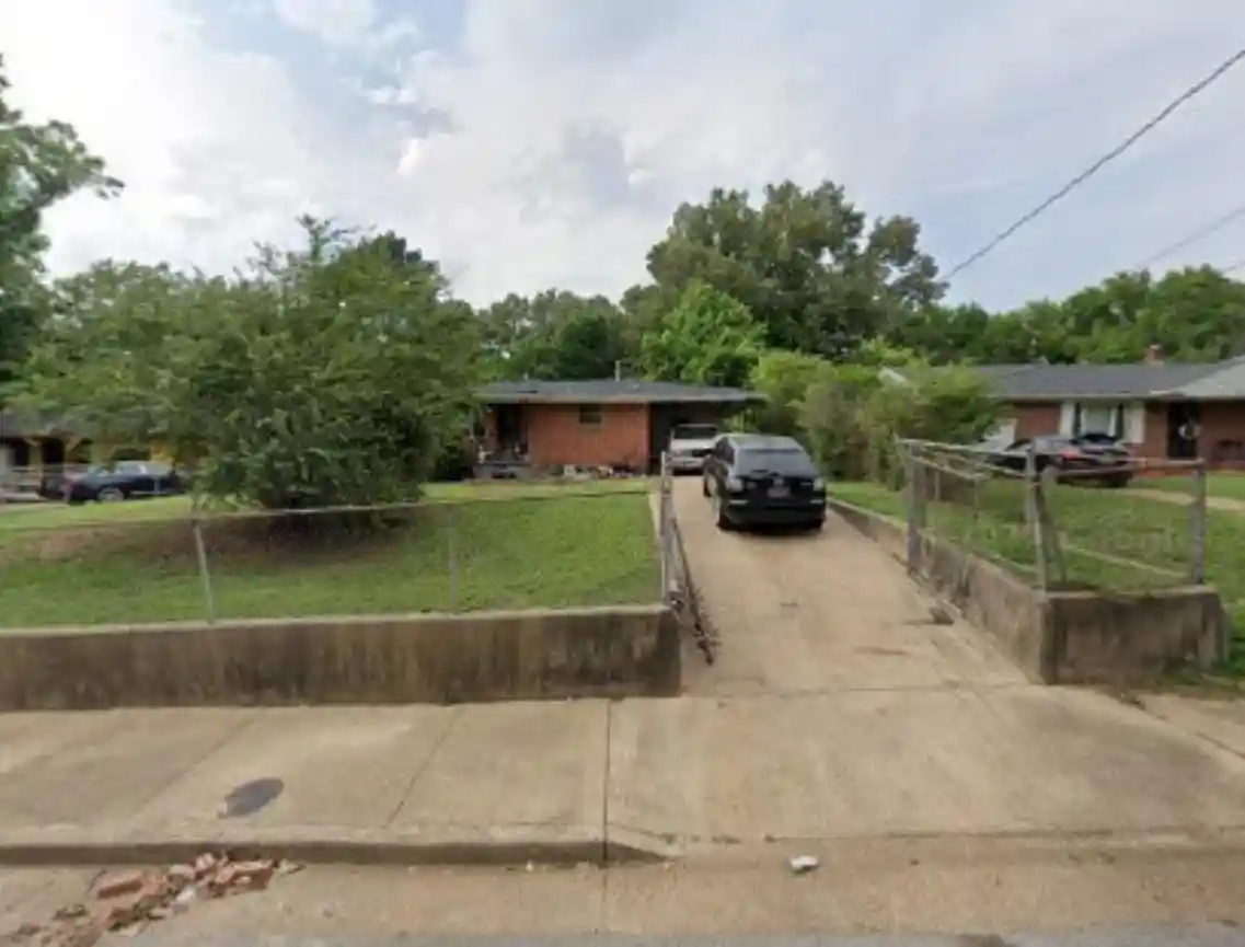 Photo 1 of Single family home for sale at 48 W Belle Hvn Rd, Memphis, TN 38109 | MLS# 10226320 | Listing updated on 2026-09-02