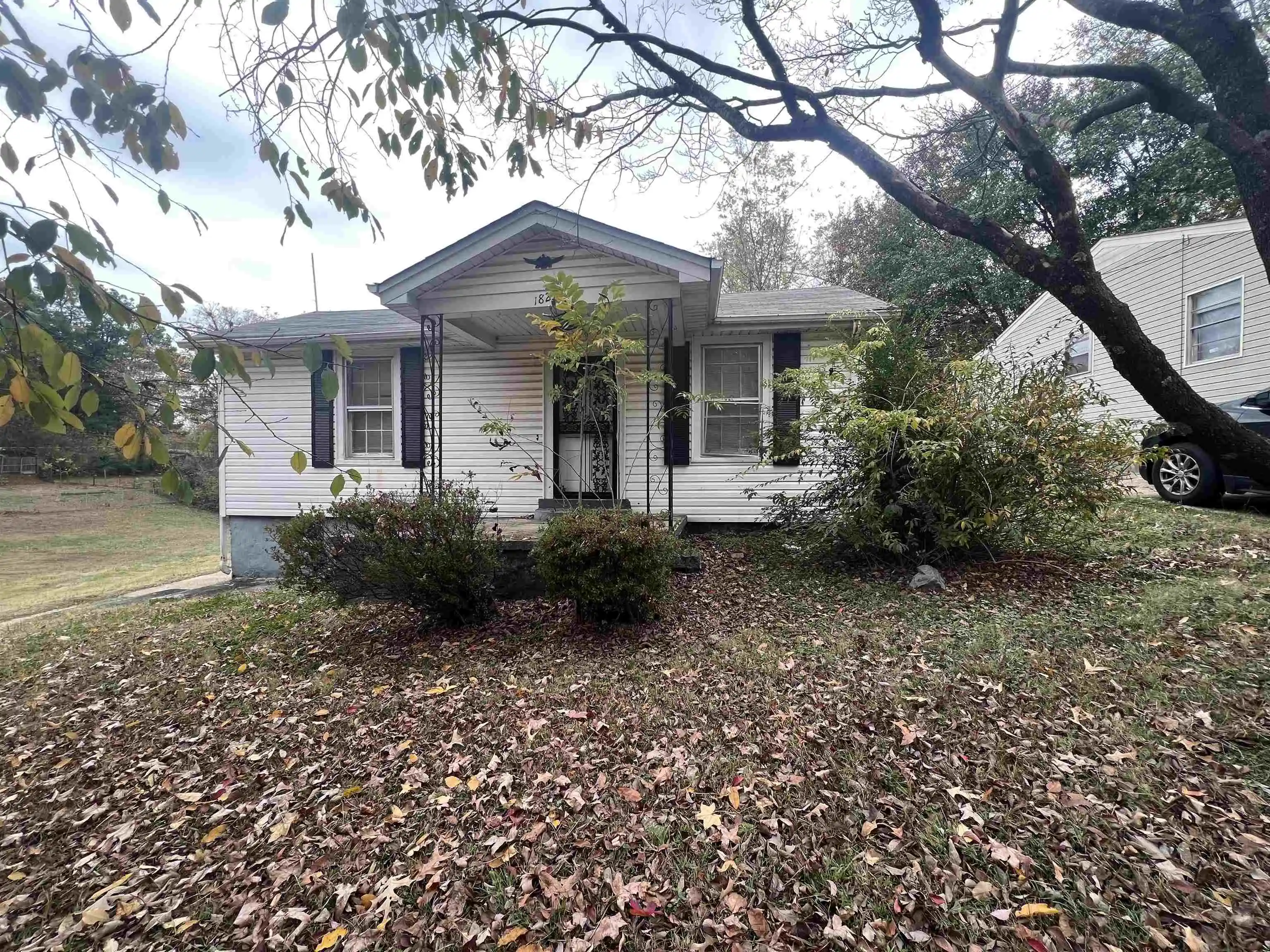 Photo 1 of Single family home for sale at 1823 Cedarhurst Ave, Memphis, TN 38127 | MLS# 10226324 | Listing updated on 2026-09-02