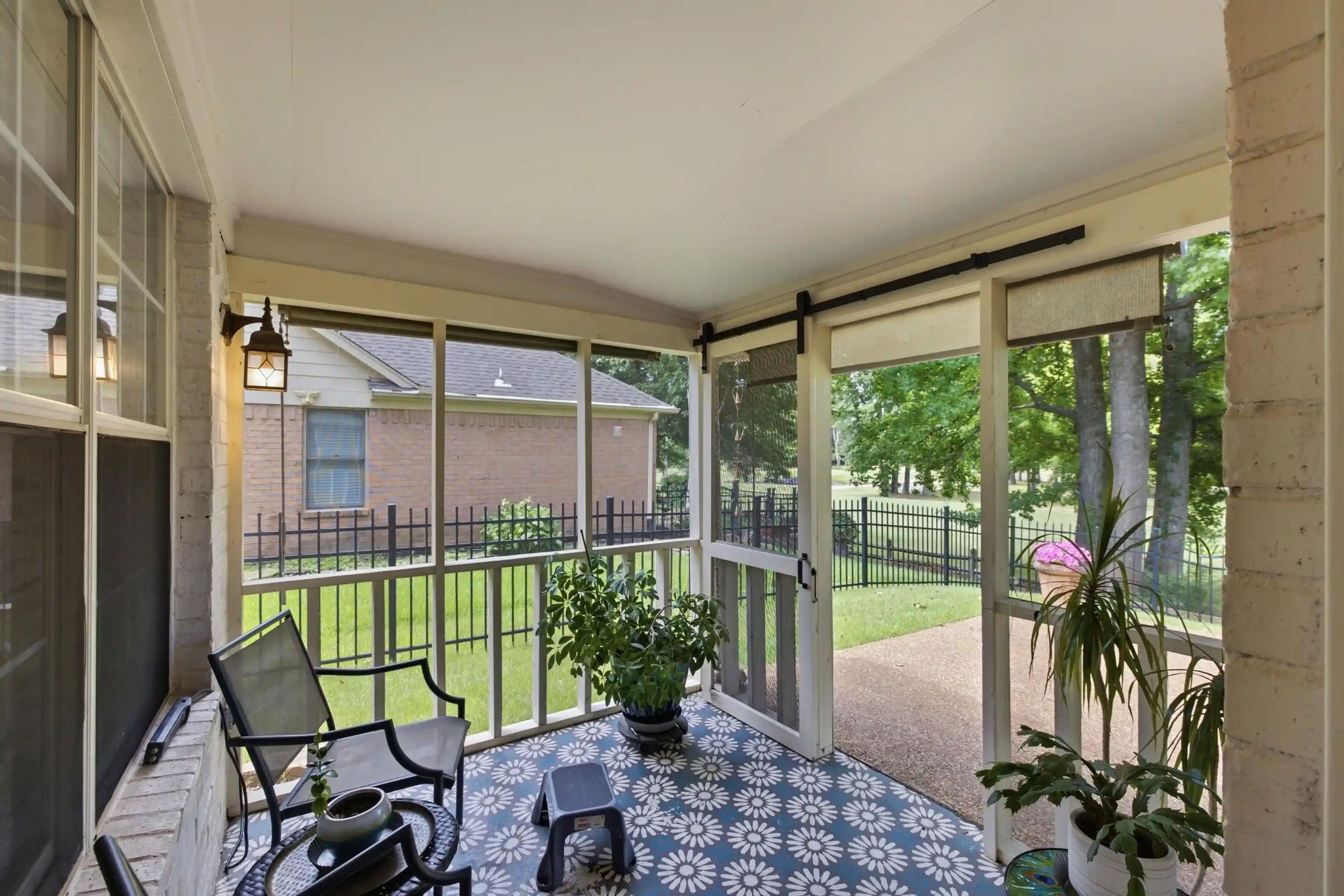 Photo 3 of Sale Pending at 4075 Fairway View Cir, Bartlett, TN 38135 | MLS# 10226330 | Listing updated on 2026-09-15
