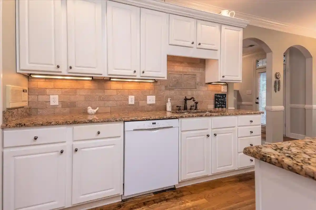 5th image of 3076 Steeplegate Dr, Germantown, TN 38138 | MLS# 10226335