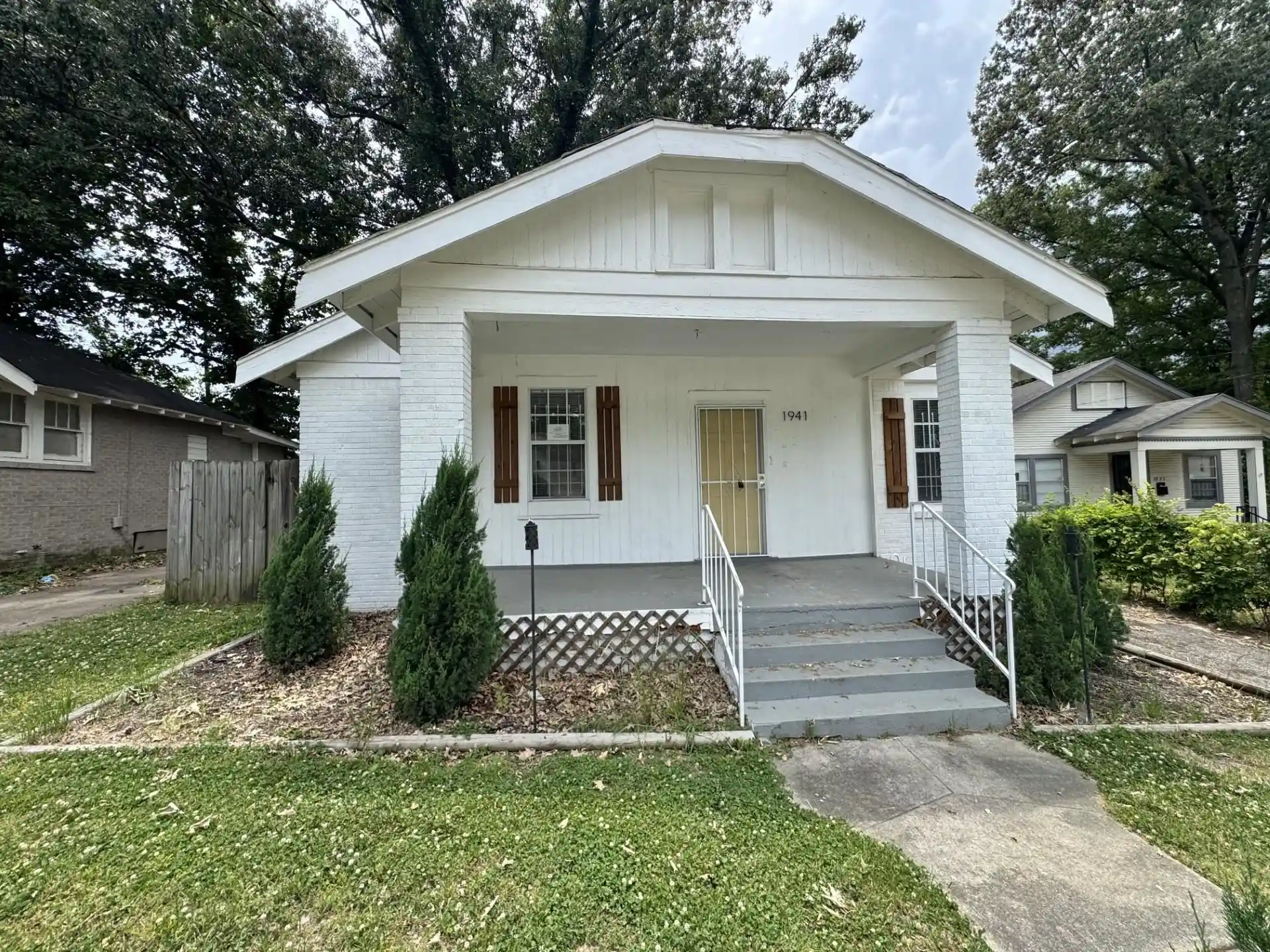 Photo 1 of Sale Pending at 1941 E Mclemore Ave, Memphis, TN 38114 | MLS# 10226339 | Listing updated on 2026-07-31