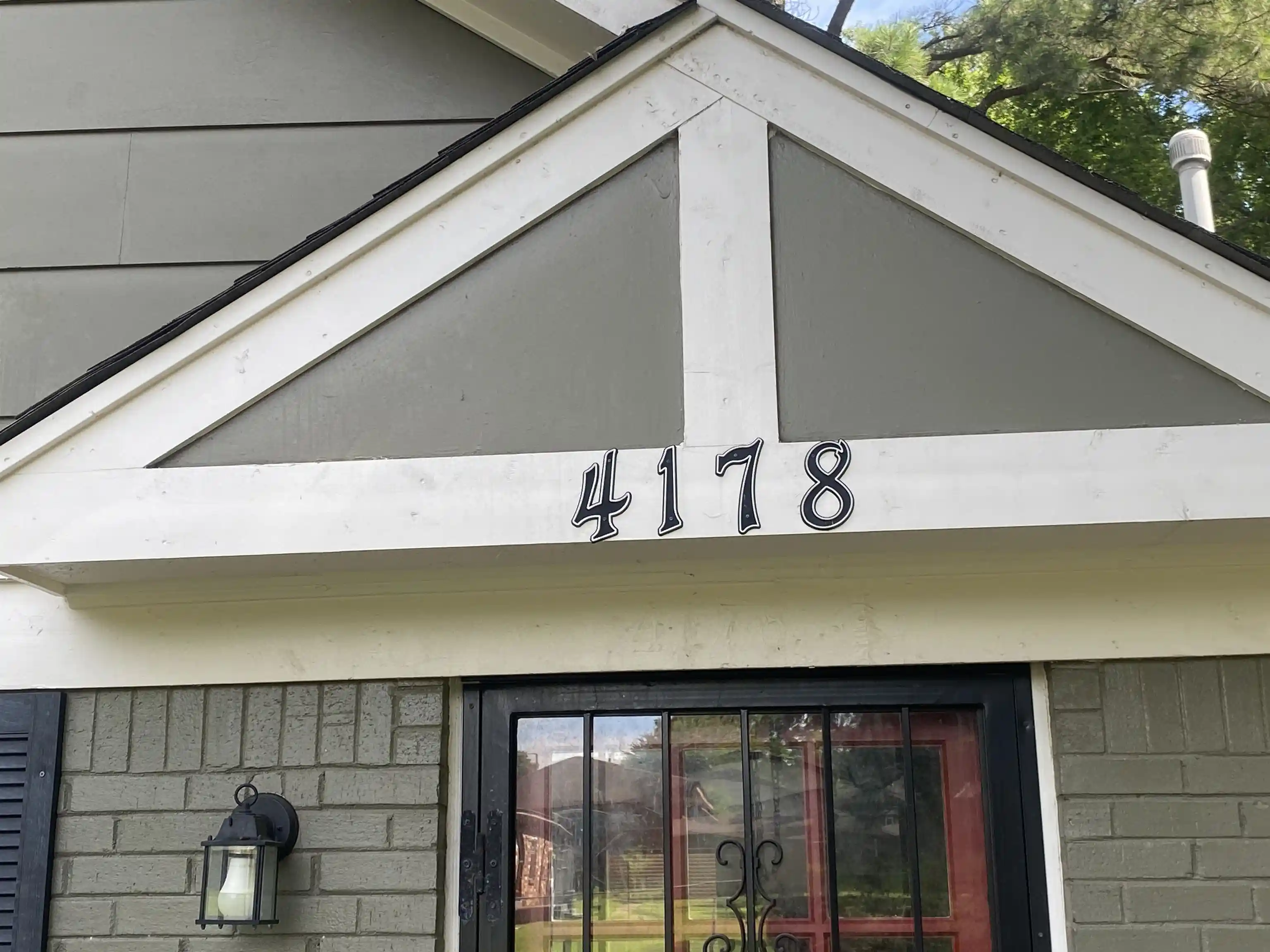 Photo 4 of Sale Pending at 4178 Clydesdale Dr, Memphis, TN 38109 | MLS# 10226342 | Listing updated on 2026-10-06