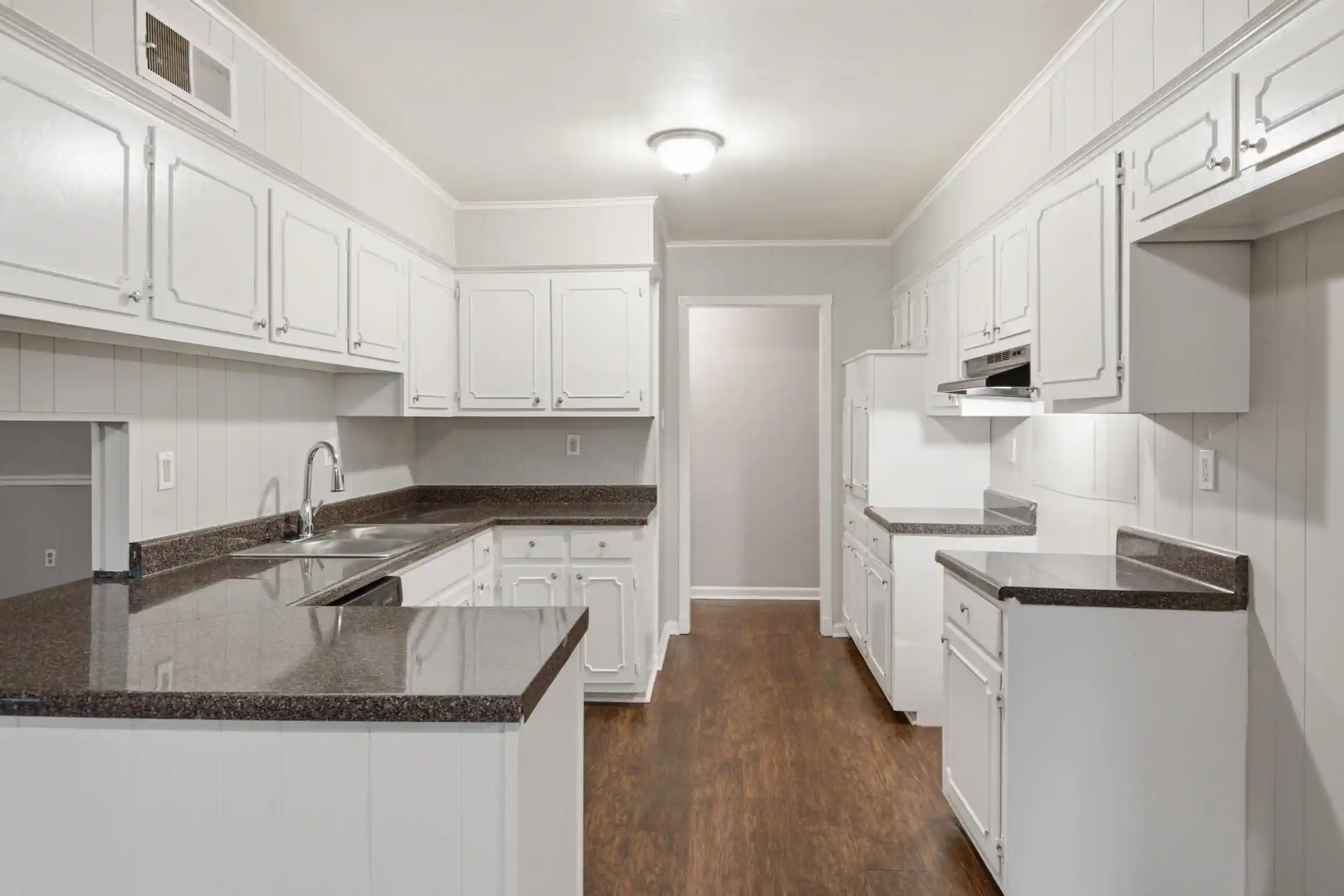2nd image of 3390 Covington Pike, Memphis, TN 38128 | MLS# 10226345