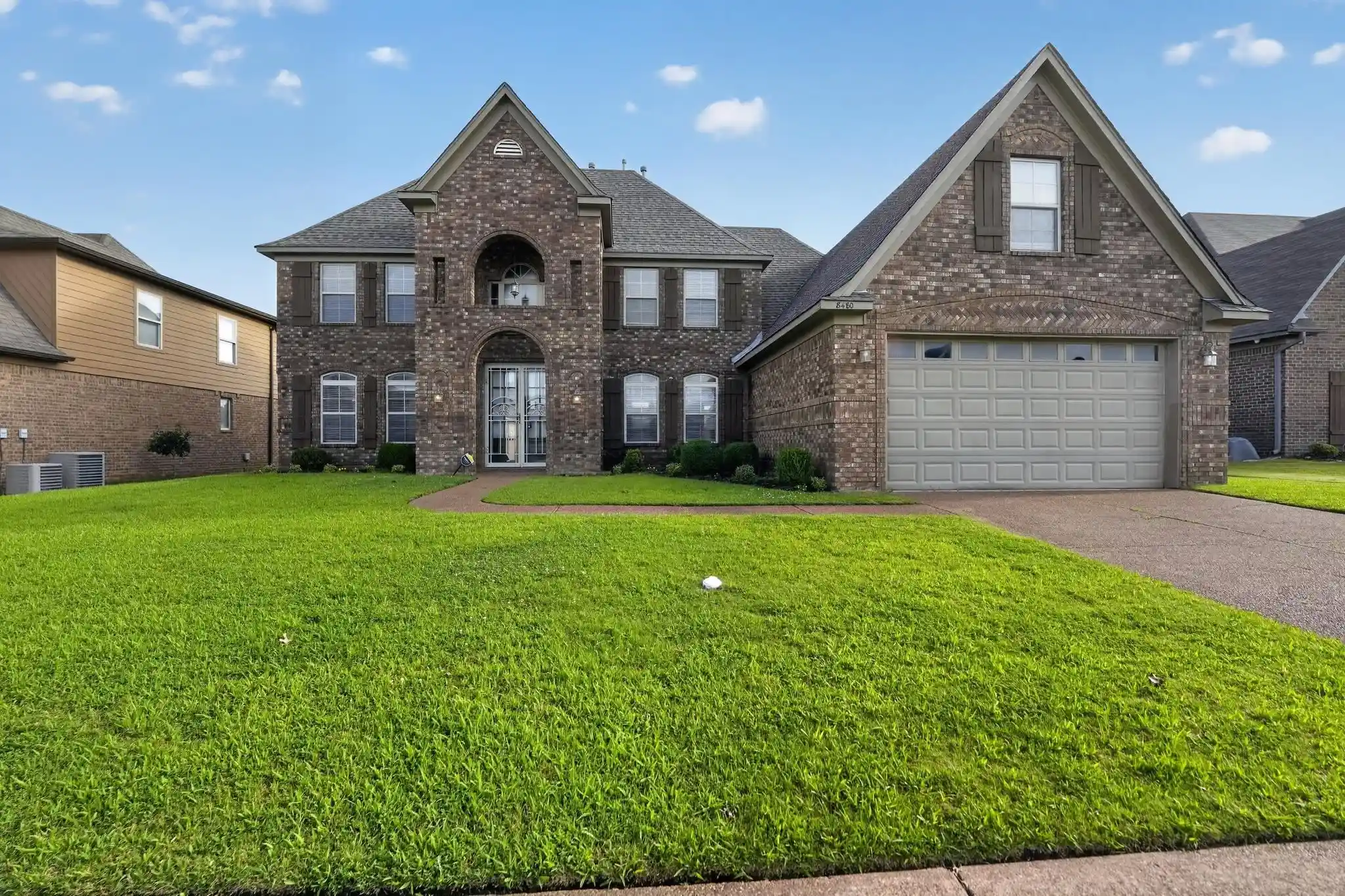 Photo 1 of Sale Pending at 8480 Owlswick Ln, Memphis, TN 38125 | MLS# 10226404 | Listing updated on 2026-09-03