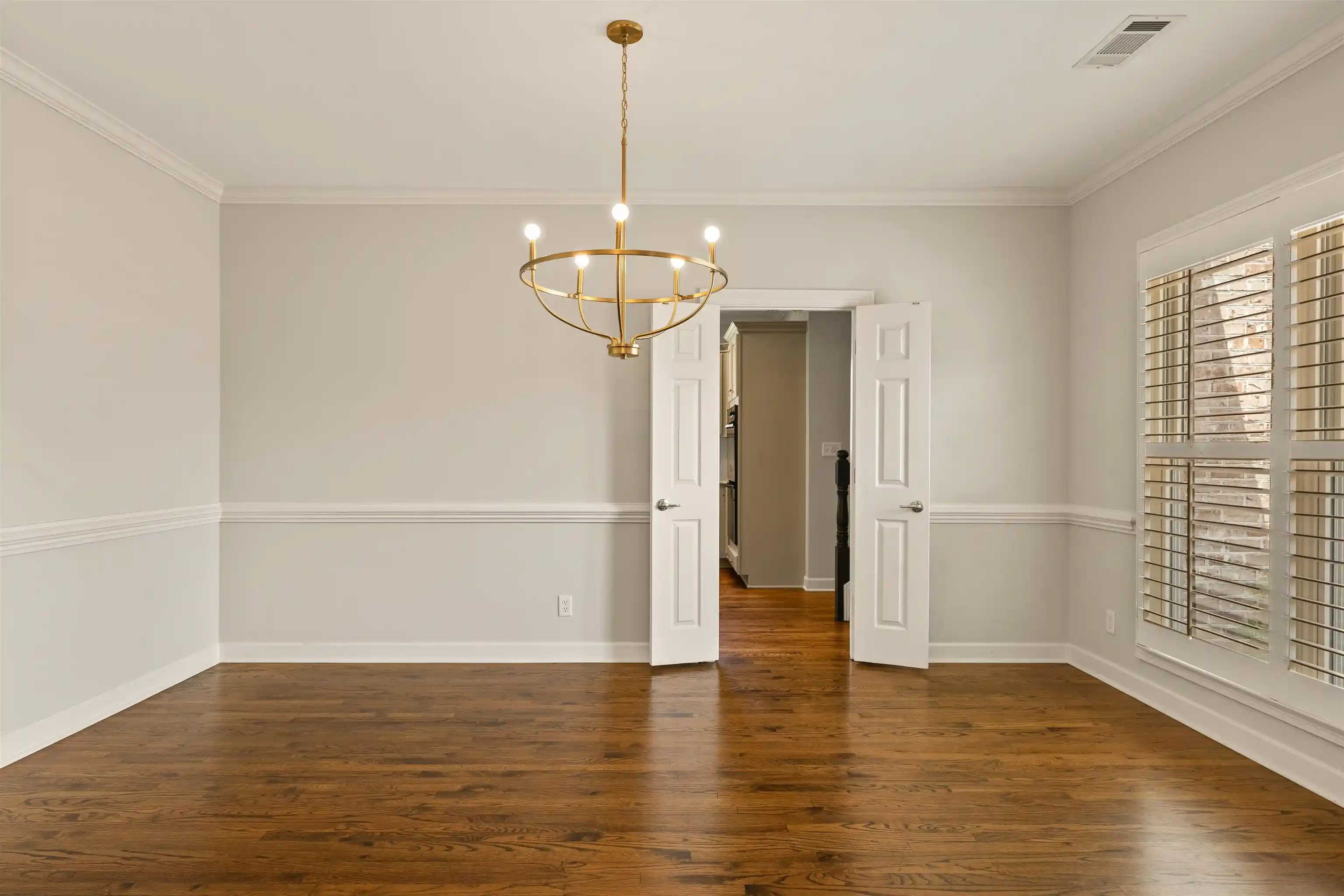 3rd image of 1423 Wolf Park Rd, Germantown, TN 38138 | MLS# 10226409