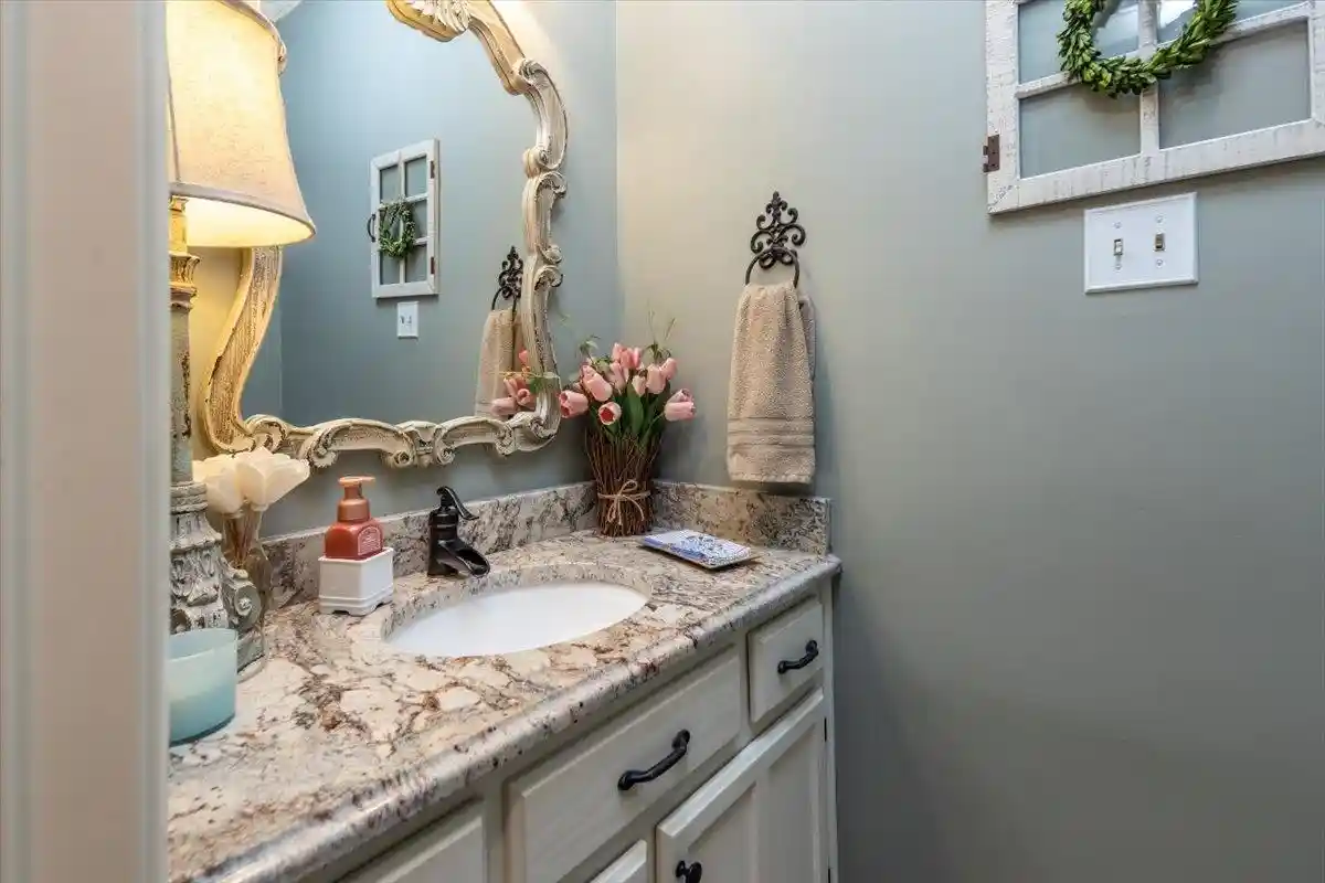 Photo 2 of Single family home for sale at 10250 Barn Hl Dr, Collierville, TN 38017 | MLS# 10226423 | Listing updated on 2026-09-04
