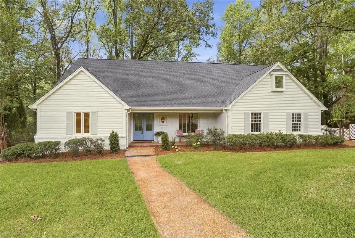 1st image of 8440 Drury Ln, Germantown, TN 38139 | MLS# 10226430