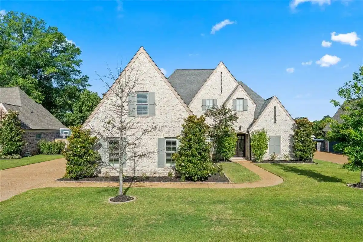 Photo 1 of Single family home for sale at 1195 Monroe Hl Cir, Collierville, TN 38017 | MLS# 10226438 | Listing updated on 2026-09-10