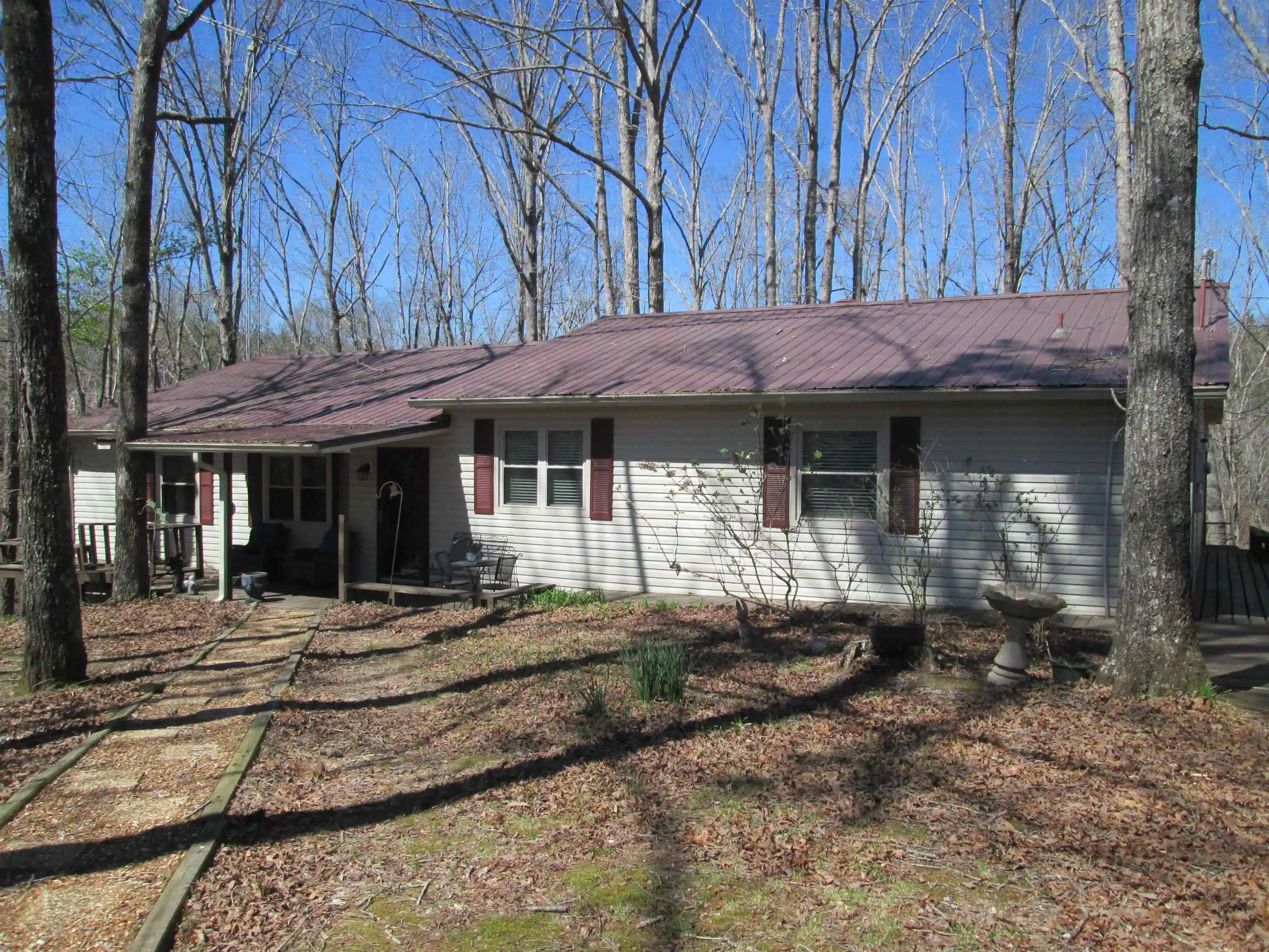 Photo 1 of Single family home for sale at 20 Trail Ln, Savannah, TN 38372 | MLS# 10226466 | Listing updated on 2026-07-23