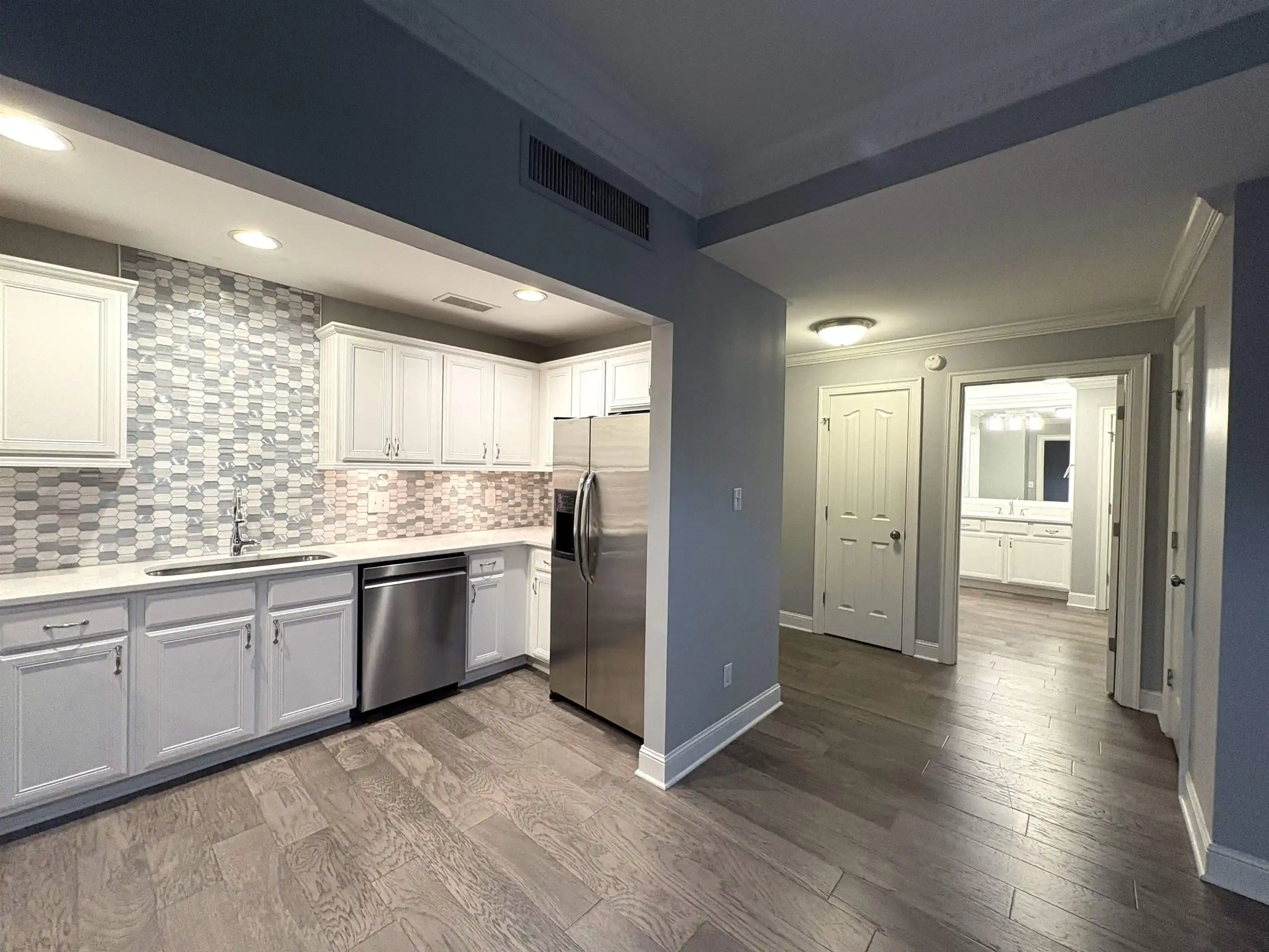 Photo 4 of Townhouse for sale at 5400 Park Ave #108, Memphis, TN 38119 | MLS# 10226473 | Listing updated on 2026-10-10