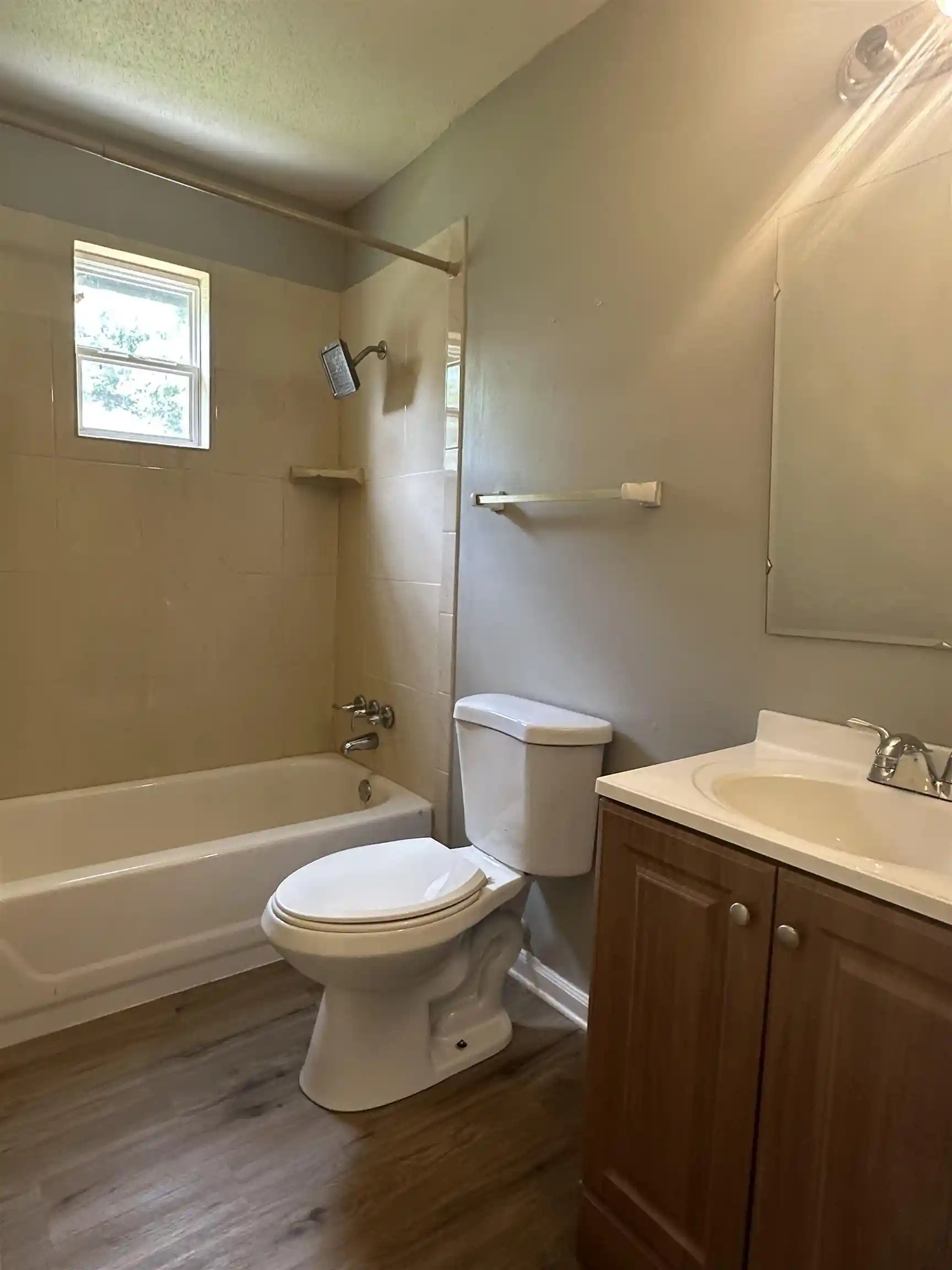 Photo 3 of Single family home for sale at 1339 N Mcneil St, Memphis, TN 38108 | MLS# 10226481 | Listing updated on 2026-08-22
