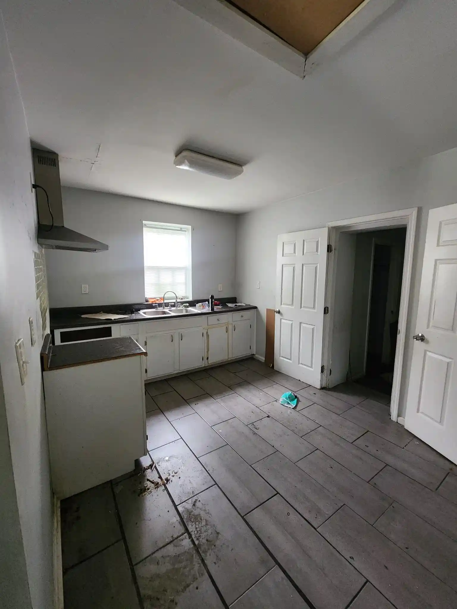 Photo 2 of Single family home for sale at 1396 Kimball Ave, Memphis, TN 38106 | MLS# 10226484 | Listing updated on 2026-07-20