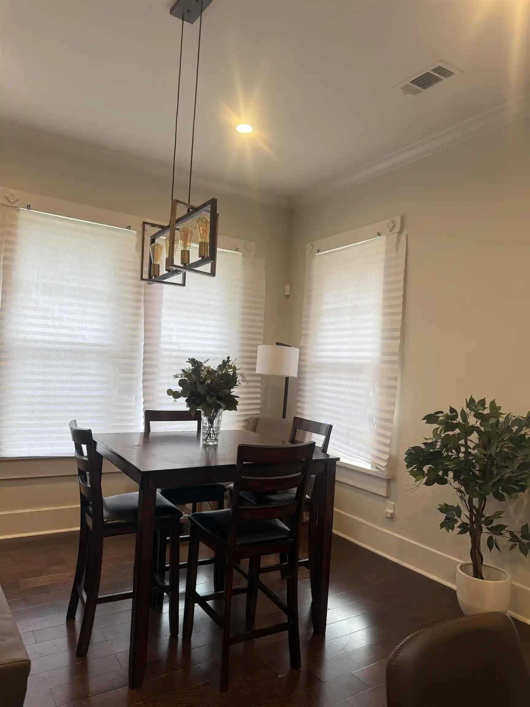 Photo 3 of Single family home for sale at 980 Faxon Ave, Memphis, TN 38105 | MLS# 10226488 | Listing updated on 2026-07-20