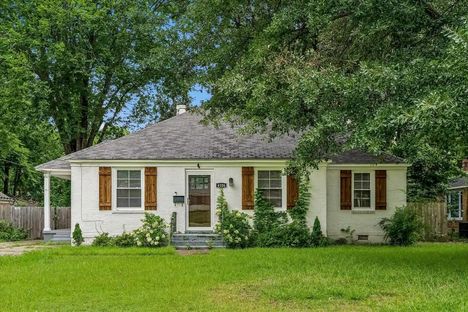 Photo 1 of Single family home for sale at 4106 Faxon Ave, Memphis, TN 38122 | MLS# 10226526 | Listing updated on 2026-08-11