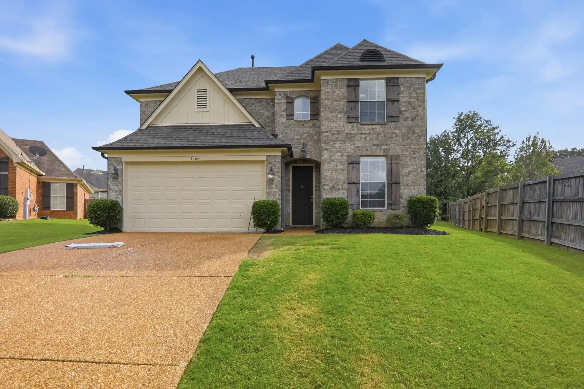 Photo 1 of Single family home for sale at 1665 Southall Cv, Cordova, TN 38016 | MLS# 10226529 | Listing updated on 2026-09-24