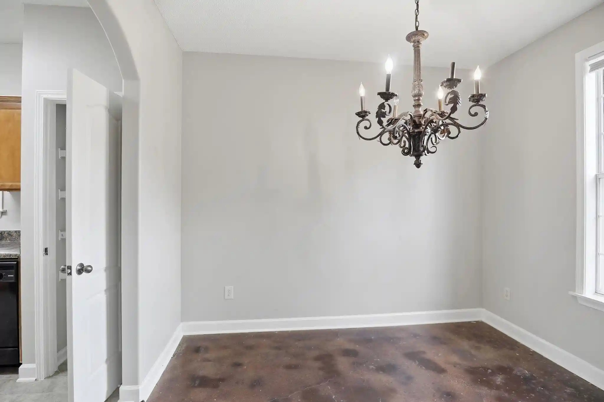 Photo 4 of Single family home for sale at 1665 Southall Cv, Cordova, TN 38016 | MLS# 10226529 | Listing updated on 2026-09-24