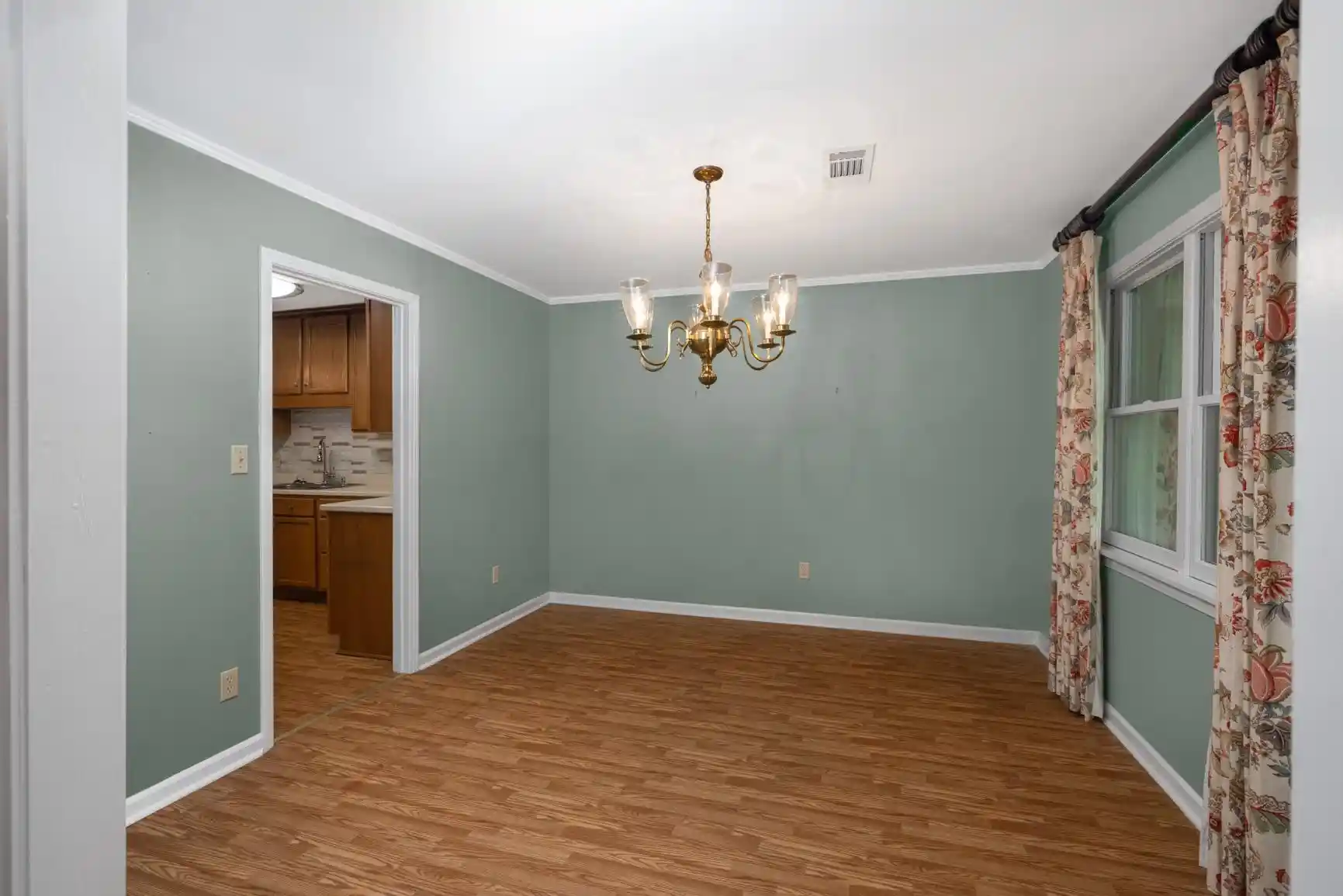Photo 4 of Single family home for sale at 504 Roseland Dr, Brighton, TN 38011 | MLS# 10226534 | Listing updated on 2026-09-18
