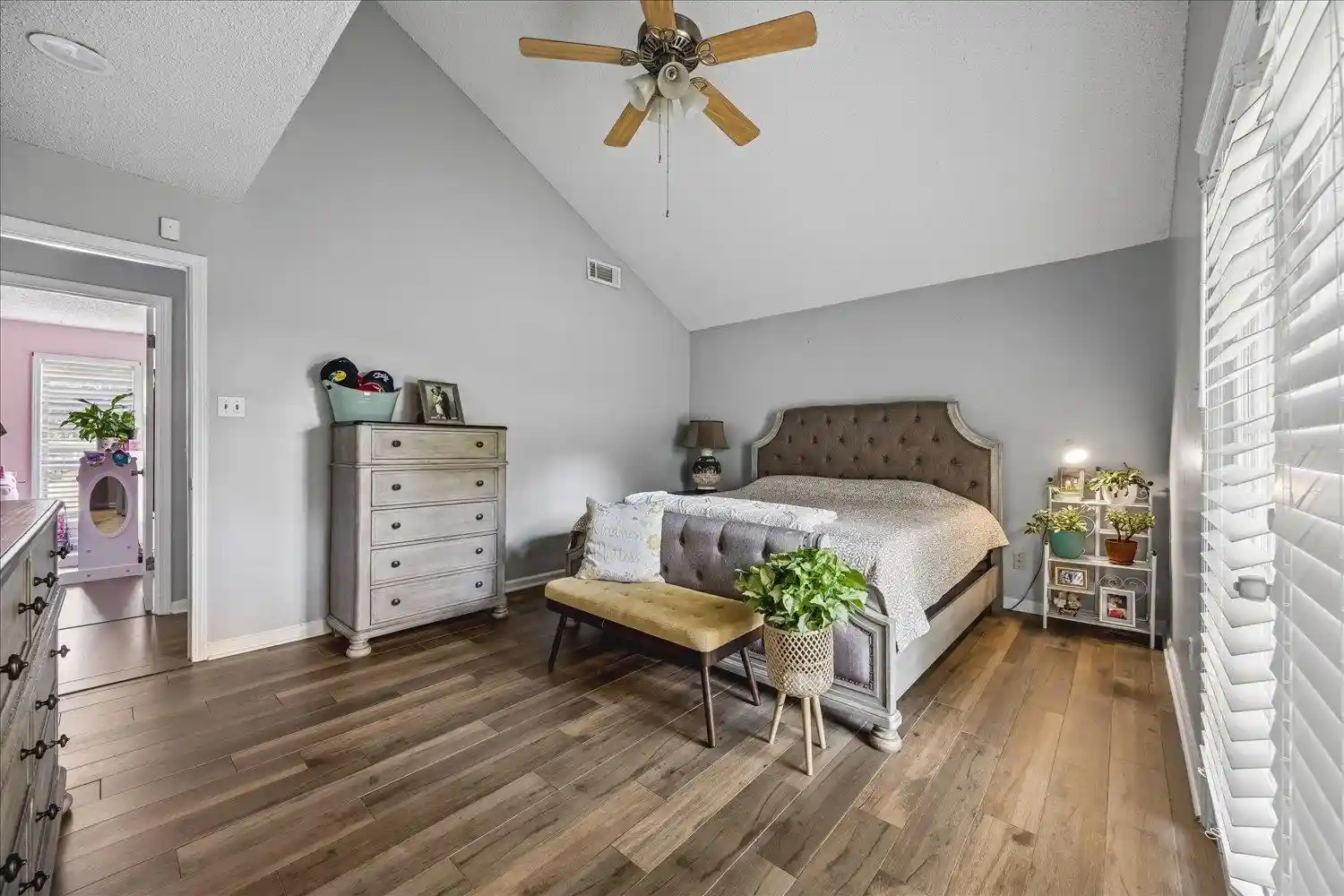 5th image of 6967 Briar Hill Dr, Bartlett, TN 38135 | MLS# 10226541