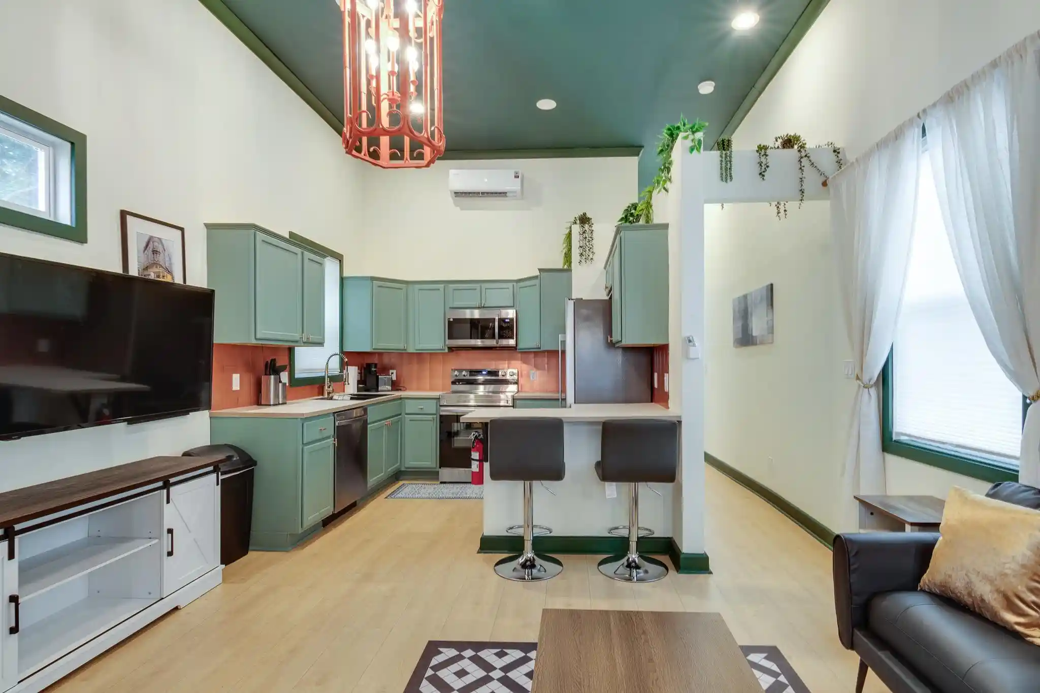 Photo 3 of Single family home for sale at 843 Lane Ave, Memphis, TN 38105 | MLS# 10226593 | Listing updated on 2026-09-01