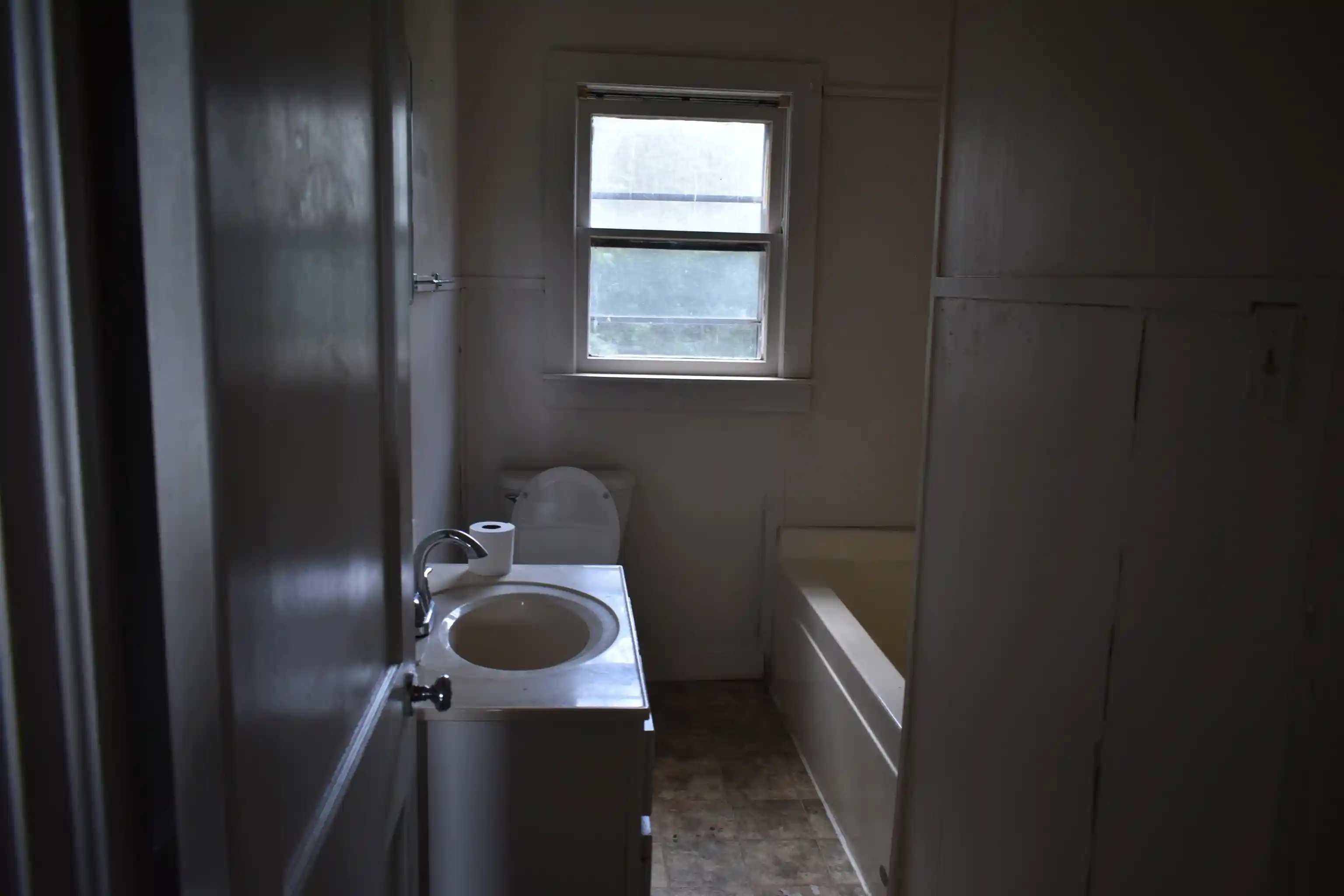 Photo 4 of Single family home for sale at 616 Circle Hl Dr, Selmer, TN 38375 | MLS# 10226617 | Listing updated on 2026-09-12