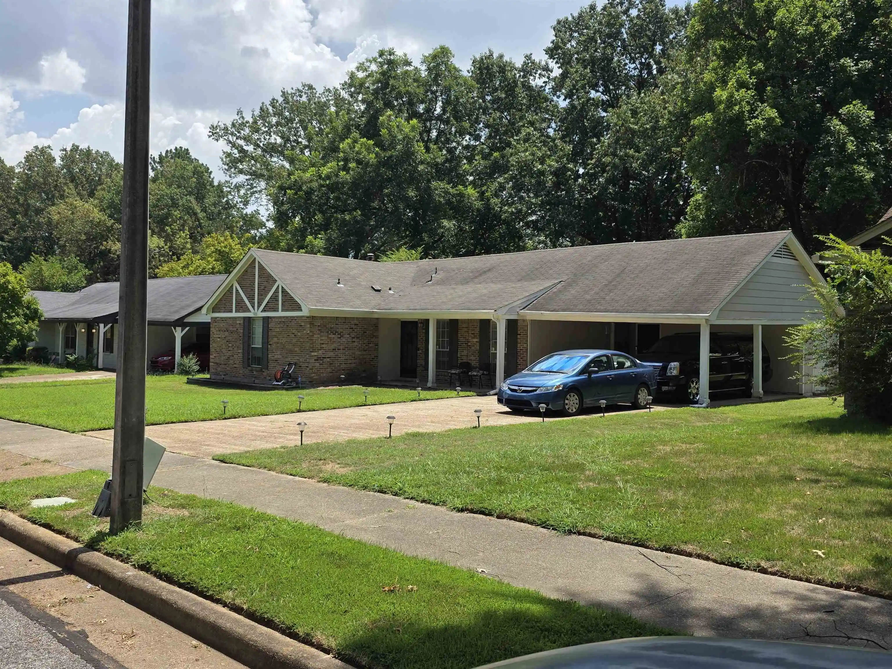 Photo 2 of Single family home for sale at 5151 Downs Dr, Memphis, TN 38135 | MLS# 10226623 | Listing updated on 2026-08-12