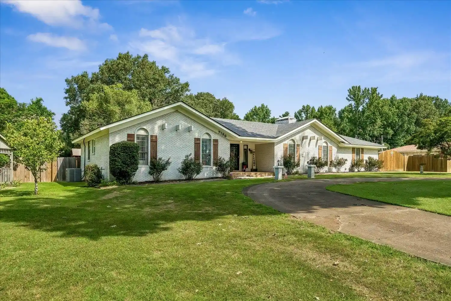1st image of 7186 Us 70 Hwy, Bartlett, TN 38133 | MLS# 10226642
