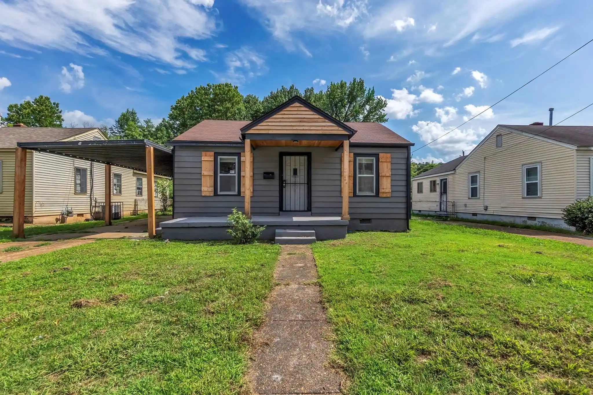 Photo 1 of Single family home for sale at 1933 Hubert Ave, Memphis, TN 38108 | MLS# 10226645 | Listing updated on 2026-07-21