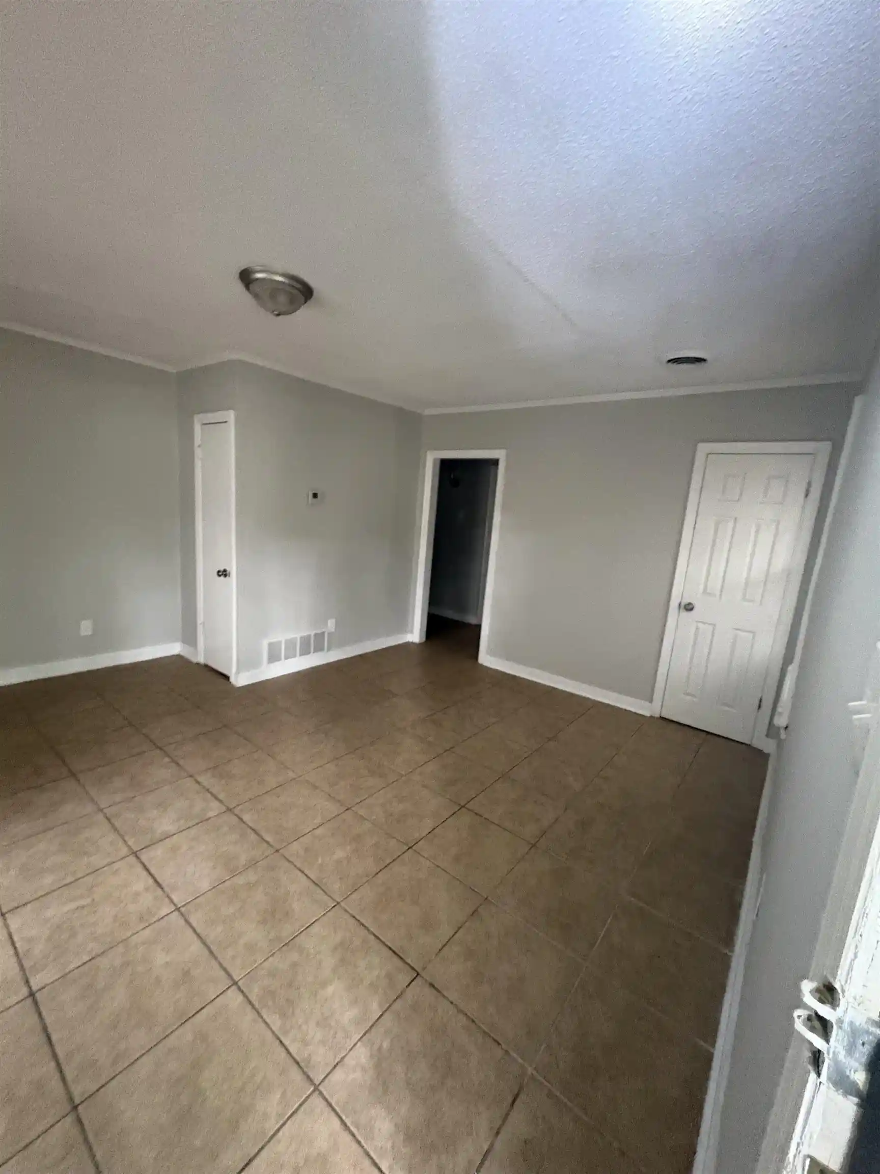 Photo 3 of Sale Pending at 1049 Haynes St, Memphis, TN 38114 | MLS# 10226649 | Listing updated on 2026-08-27