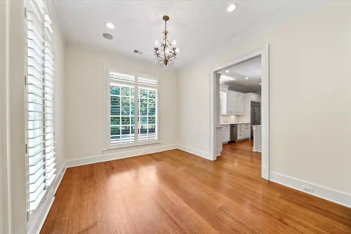 Mansion for sale at 4348 Gwynne Rd, Memphis, TN 38117 | MLS# 10226650 | Listing updated on 2026-09-19