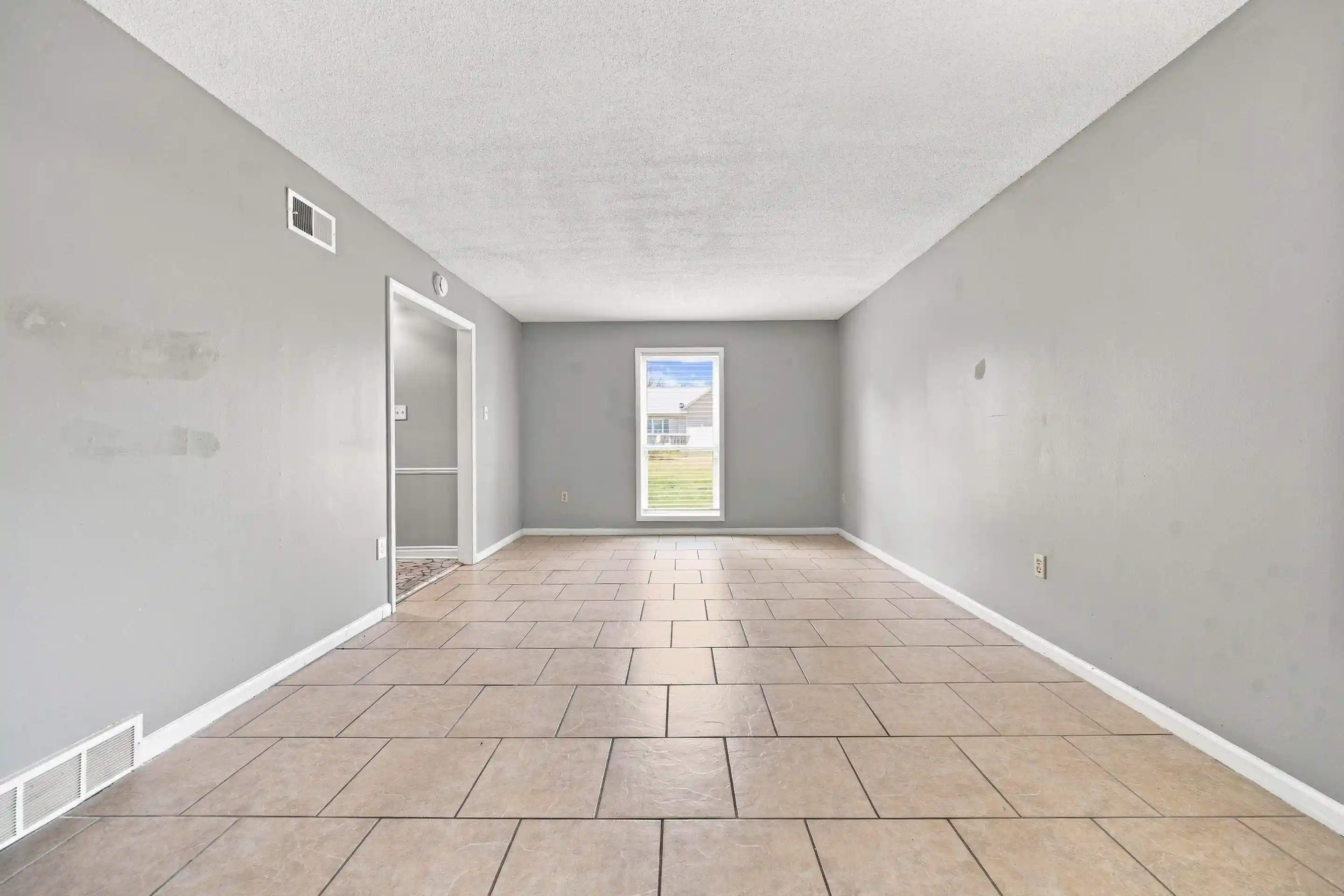 Photo 3 of Single family home for sale at 5361 Timberdale Ave, Memphis, TN 38135 | MLS# 10226666 | Listing updated on 2026-09-24