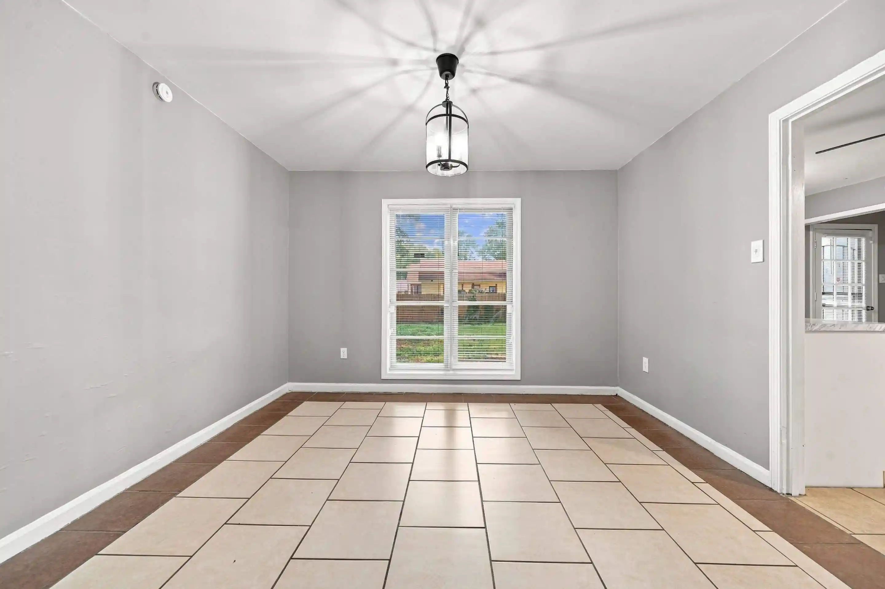 Photo 4 of Single family home for sale at 5361 Timberdale Ave, Memphis, TN 38135 | MLS# 10226666 | Listing updated on 2026-09-24