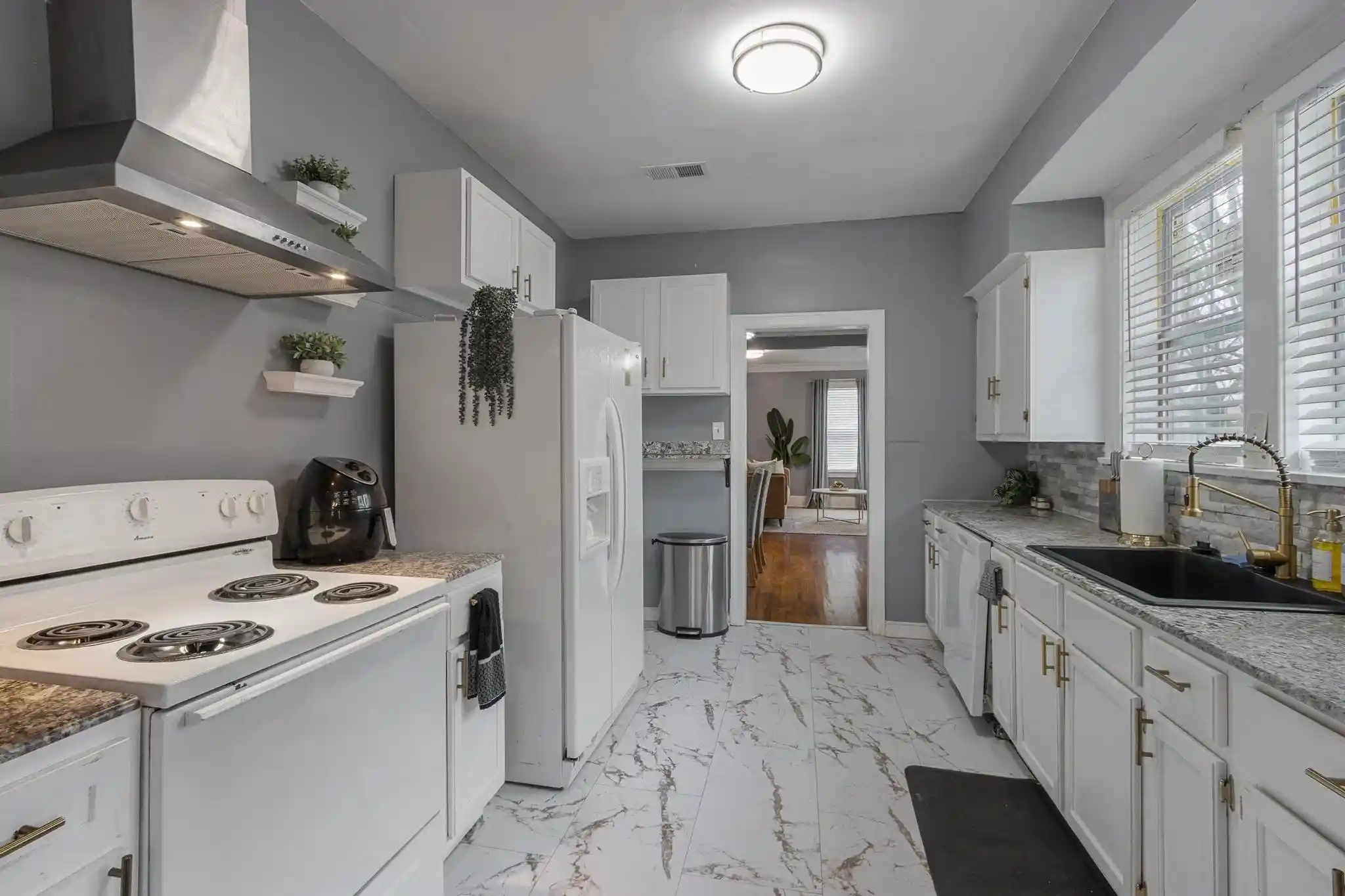 Photo 3 of Single family home for sale at 958 Maury St, Memphis, TN 38107 | MLS# 10226678 | Listing updated on 2026-07-22