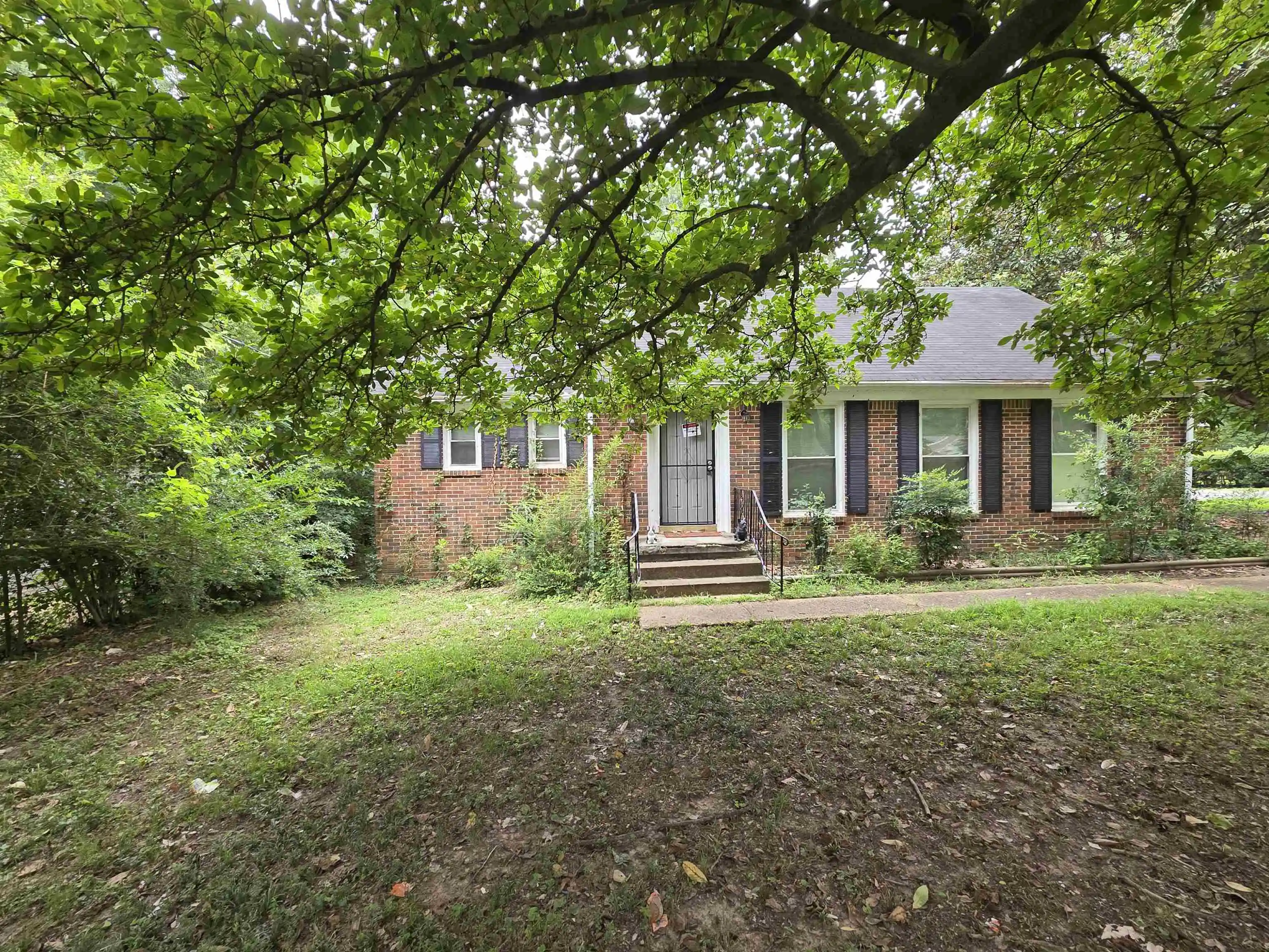 Photo 2 of Single family home for sale at 1479 Old Hickory Rd, Memphis, TN 38116 | MLS# 10226683 | Listing updated on 2026-07-22