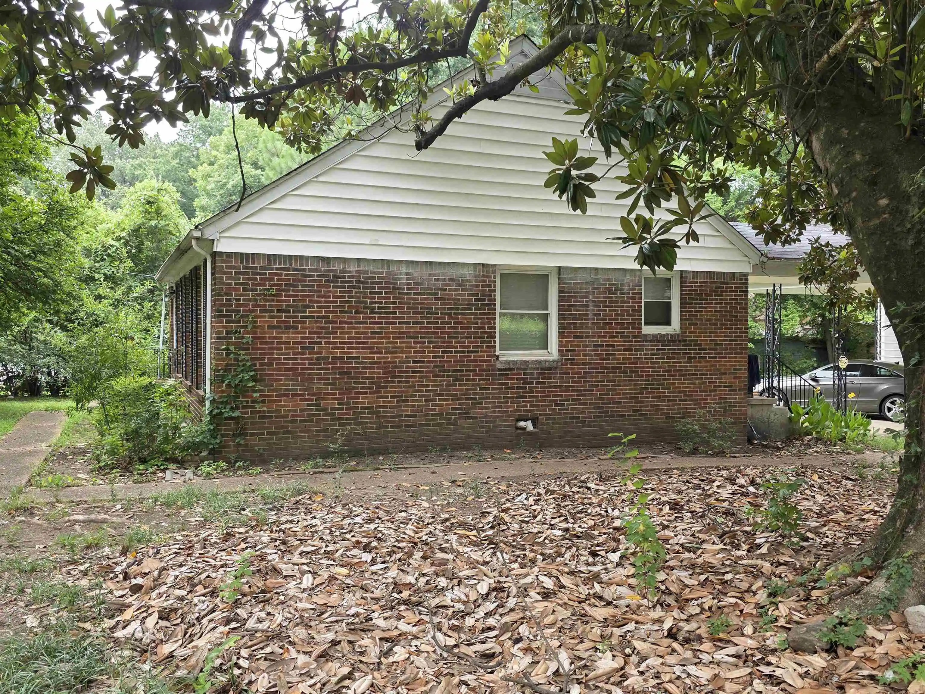 Photo 3 of Single family home for sale at 1479 Old Hickory Rd, Memphis, TN 38116 | MLS# 10226683 | Listing updated on 2026-07-22