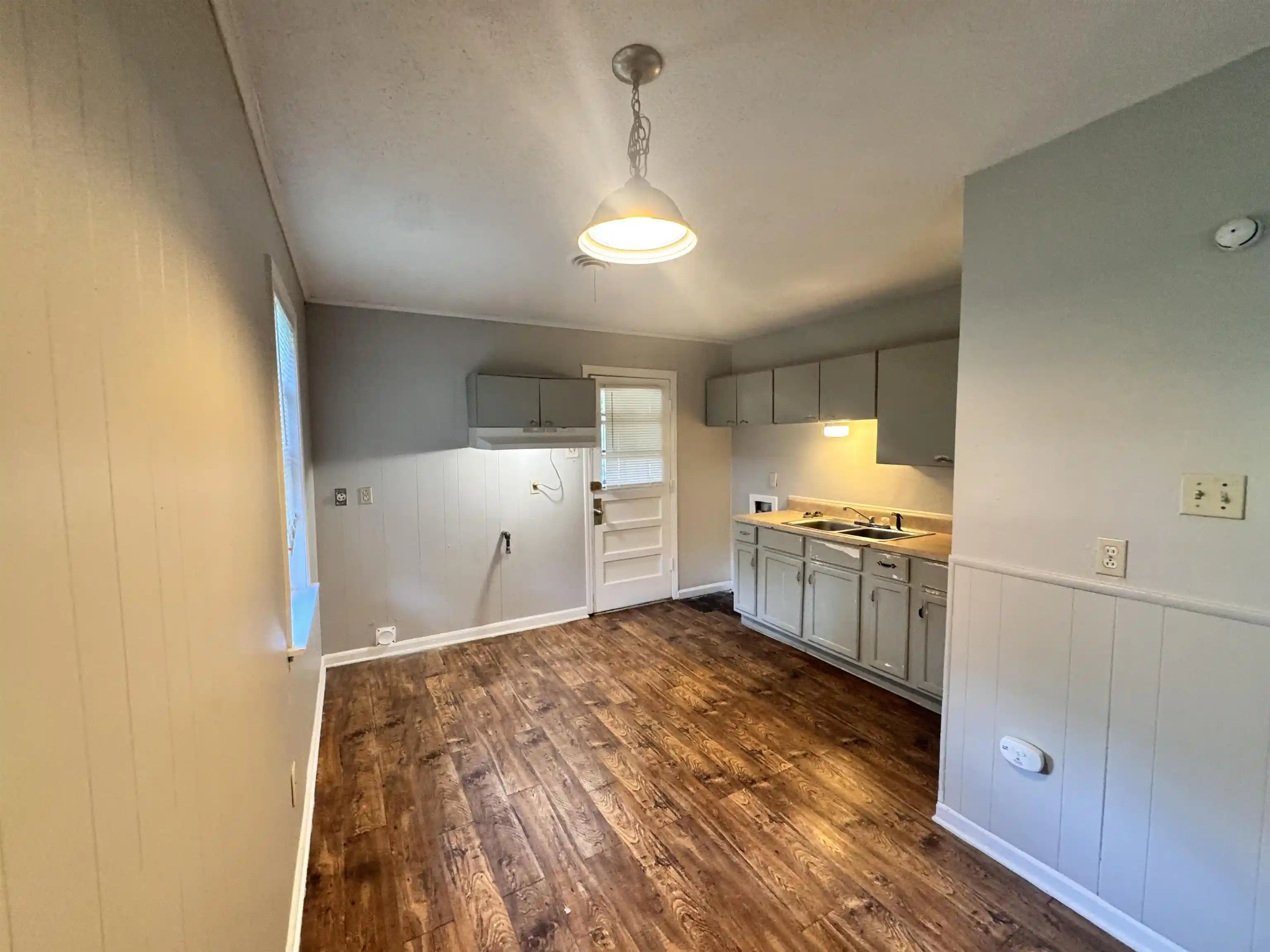 Photo 2 of Single family home for sale at 1502 Mary Jane Ave, Memphis, TN 38116 | MLS# 10226716 | Listing updated on 2026-09-15