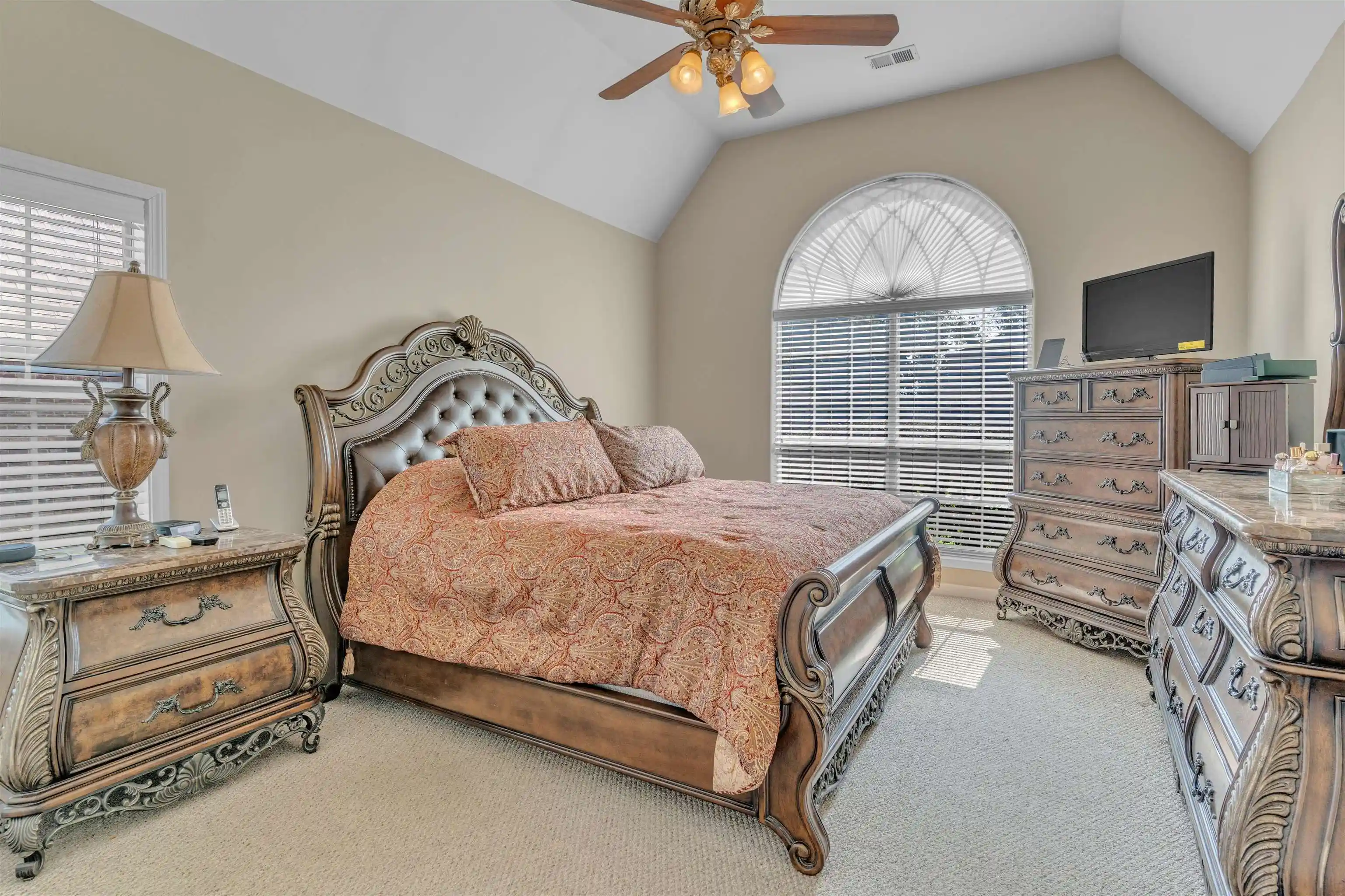 Photo 3 of Sale Pending at 5113 Melissa Woods Dr, Bartlett, TN 38135 | MLS# 10226785 | Listing updated on 2026-09-02