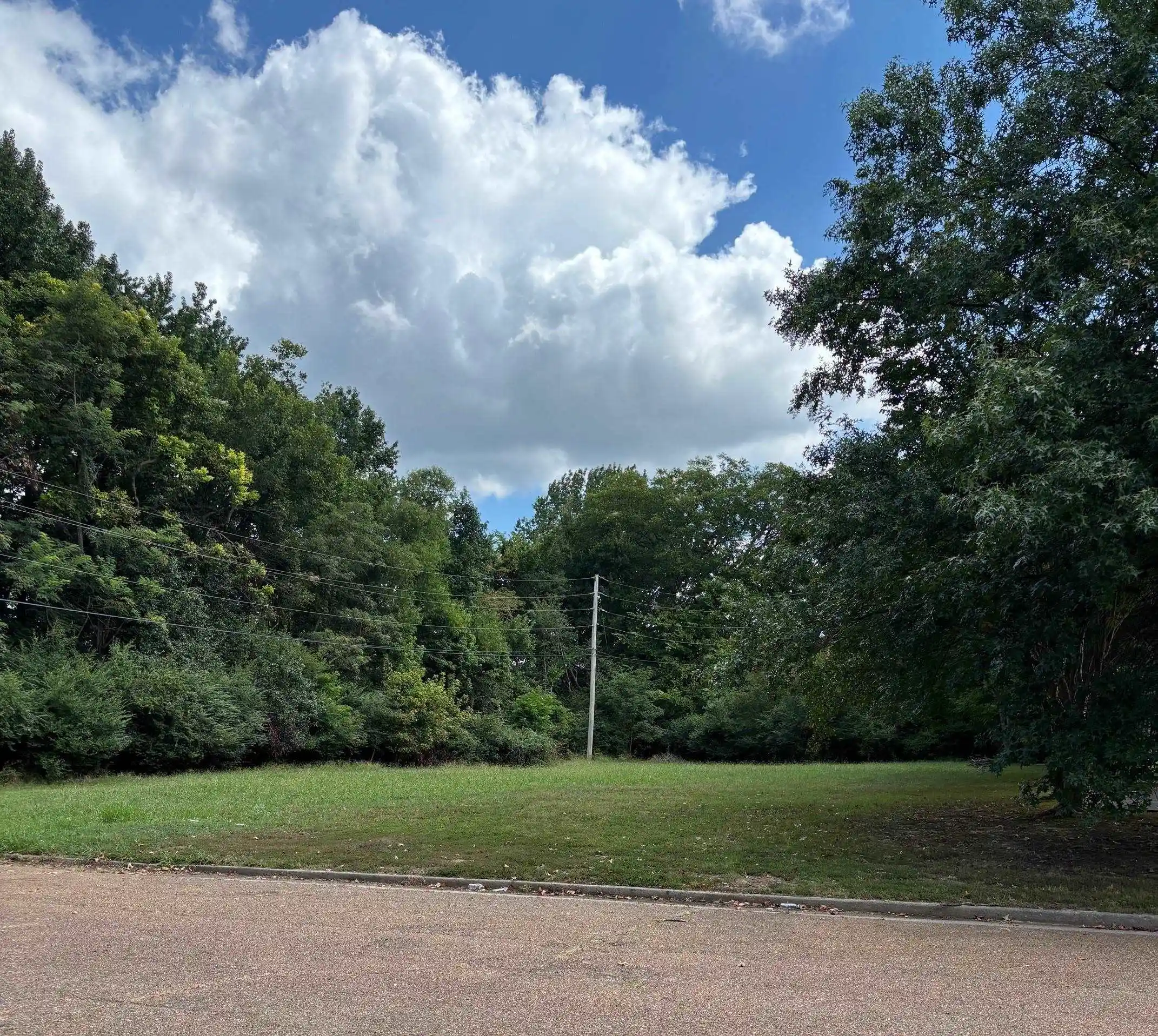 Photo 1 of Land for sale at 354 Distribution Pky, Collierville, TN 38017 | MLS# 10226790 | Listing updated on 2026-07-23