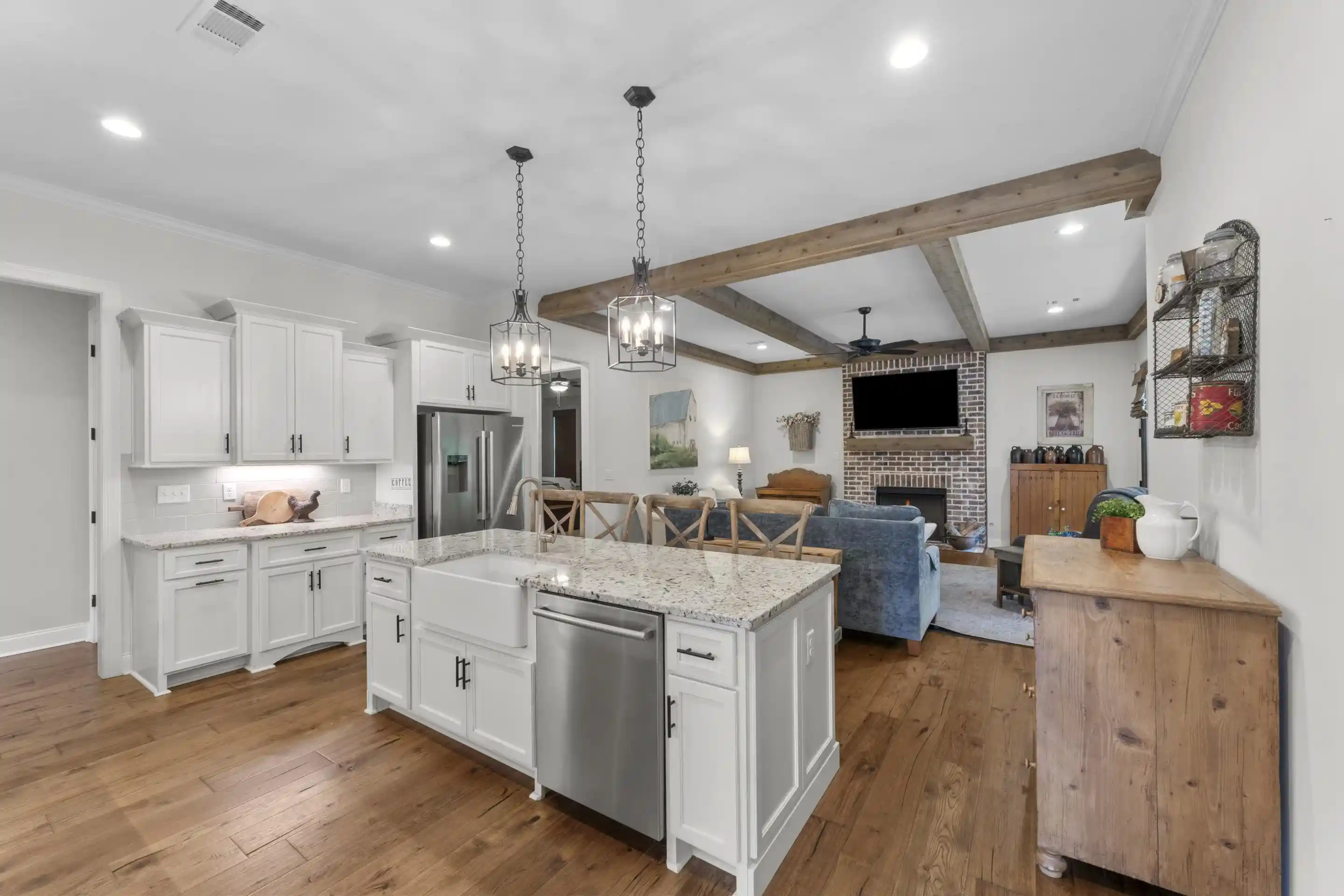 Photo 2 of Single family home for sale at 565 Saunders Crk Cir, Rossville, TN 38066 | MLS# 10226795 | Listing updated on 2026-10-08