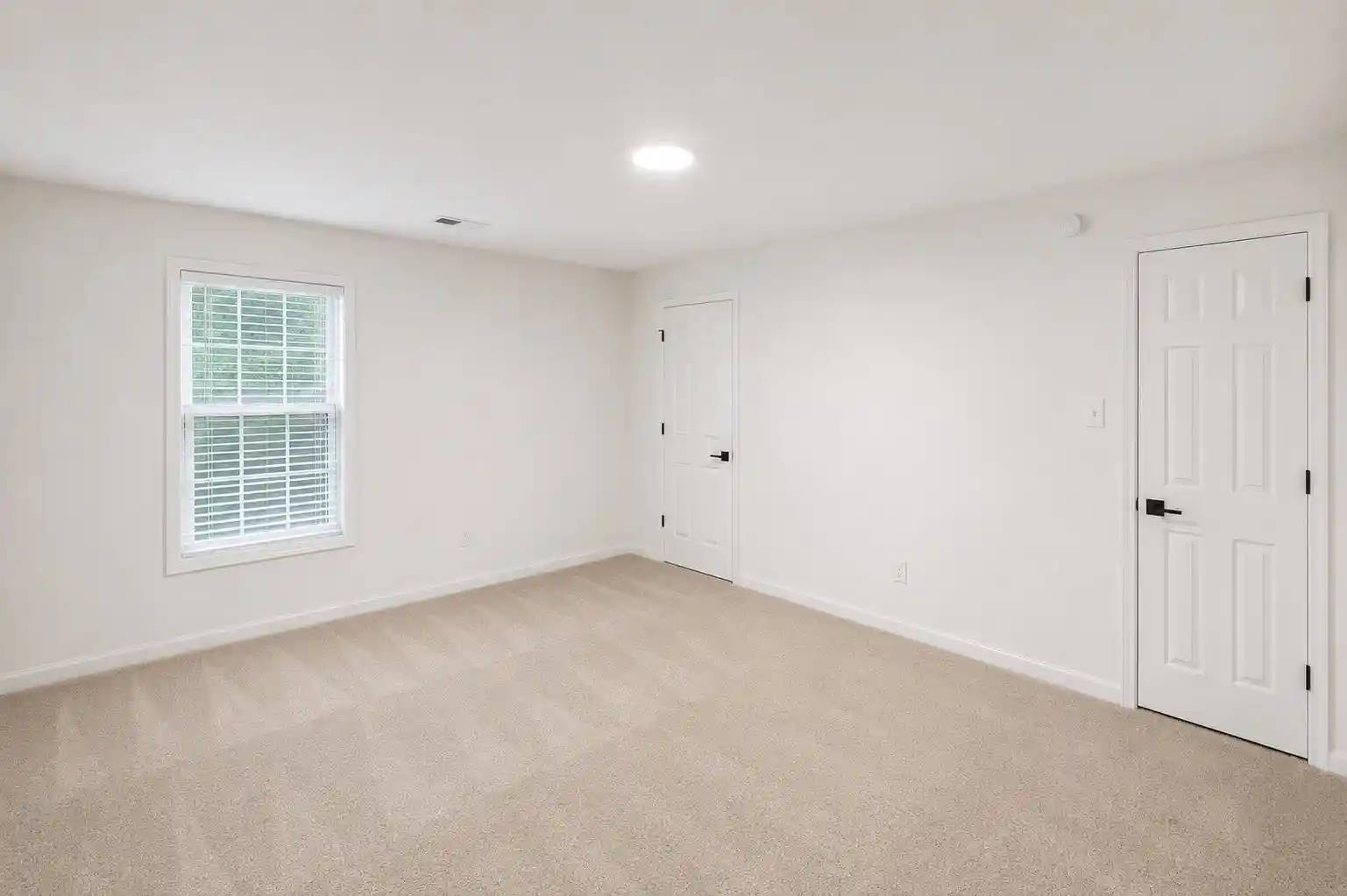 Photo 3 of Sale Pending at 1443 Wood Trl Cir, Cordova, TN 38016 | MLS# 10226797 | Listing updated on 2026-08-28