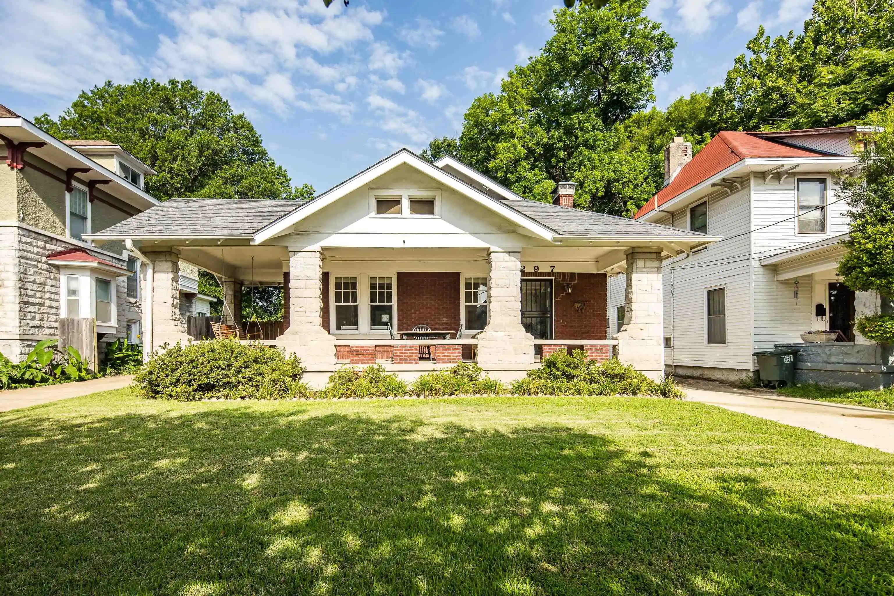 Photo 1 of Single family home for sale at 297 N Montgomery St, Memphis, TN 38104 | MLS# 10226803 | Listing updated on 2026-08-11