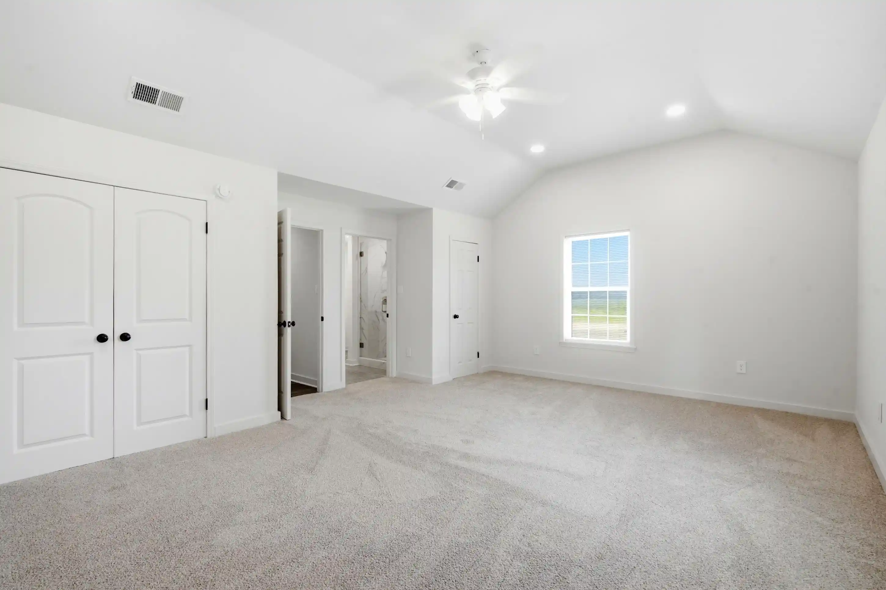 2nd image of 995 Feathers Chapel Dr, Somerville, TN 38068 | MLS# 10226807