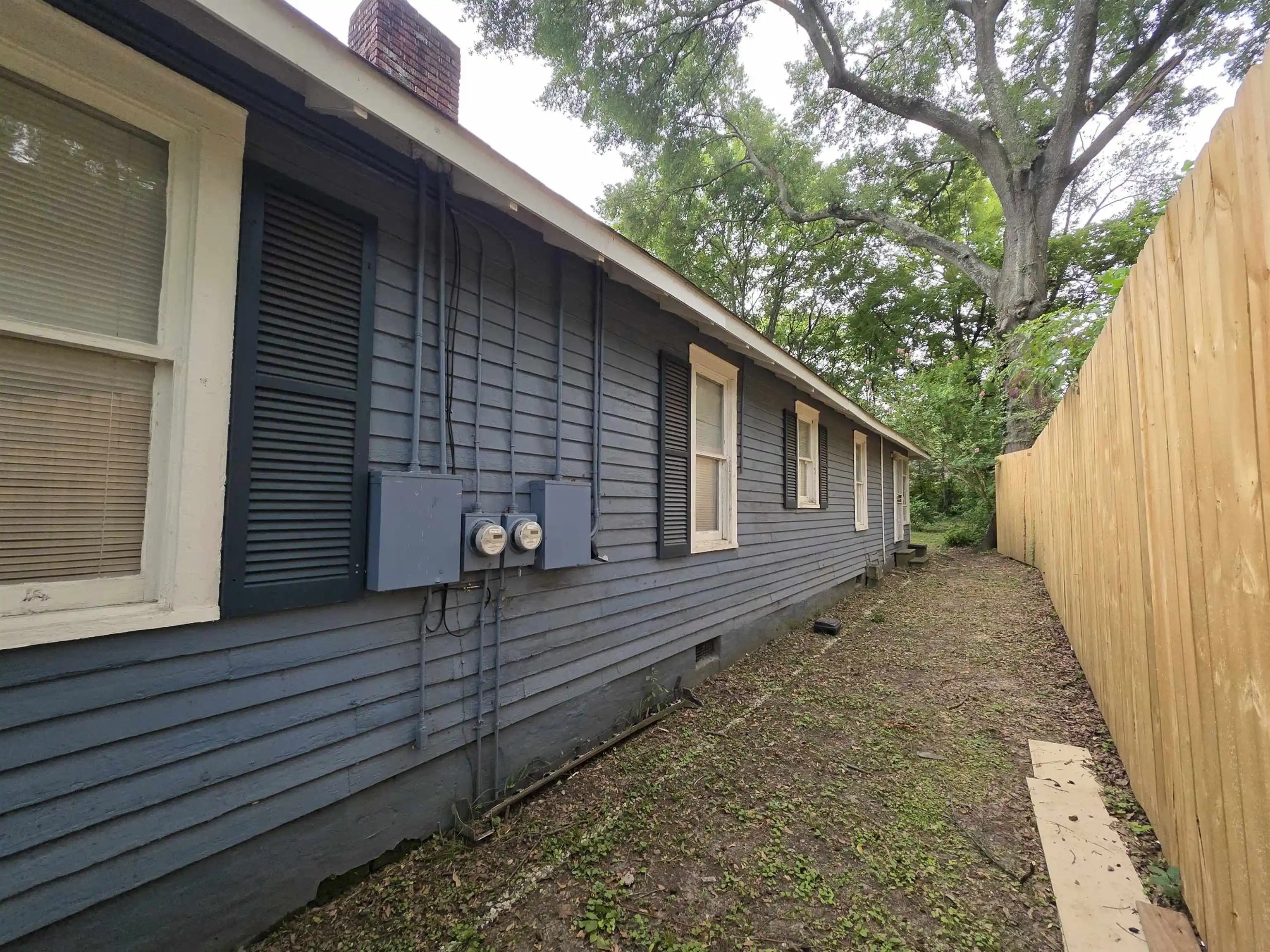Photo 3 of Multi family home for sale at 2483 Harvard Ave, Memphis, TN 38112 | MLS# 10226838 | Listing updated on 2026-08-11