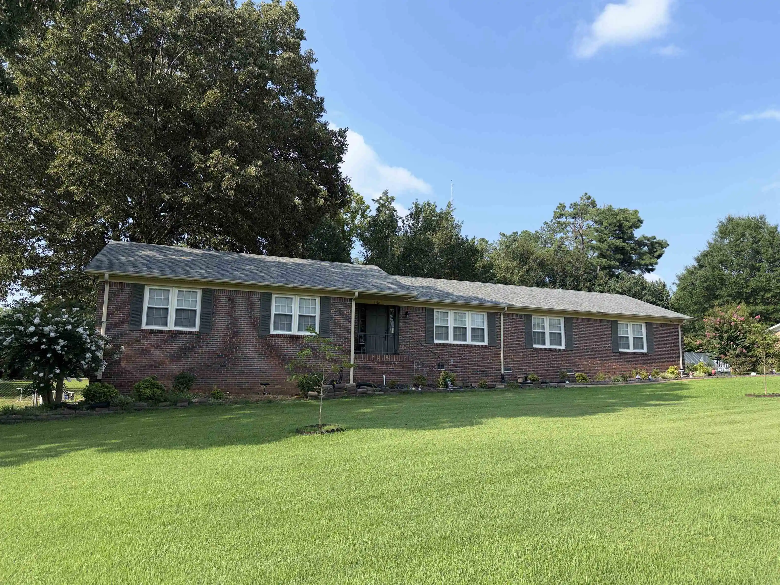 1st image of 190 Poplar St, Savannah, TN 38372 | MLS# 10226850
