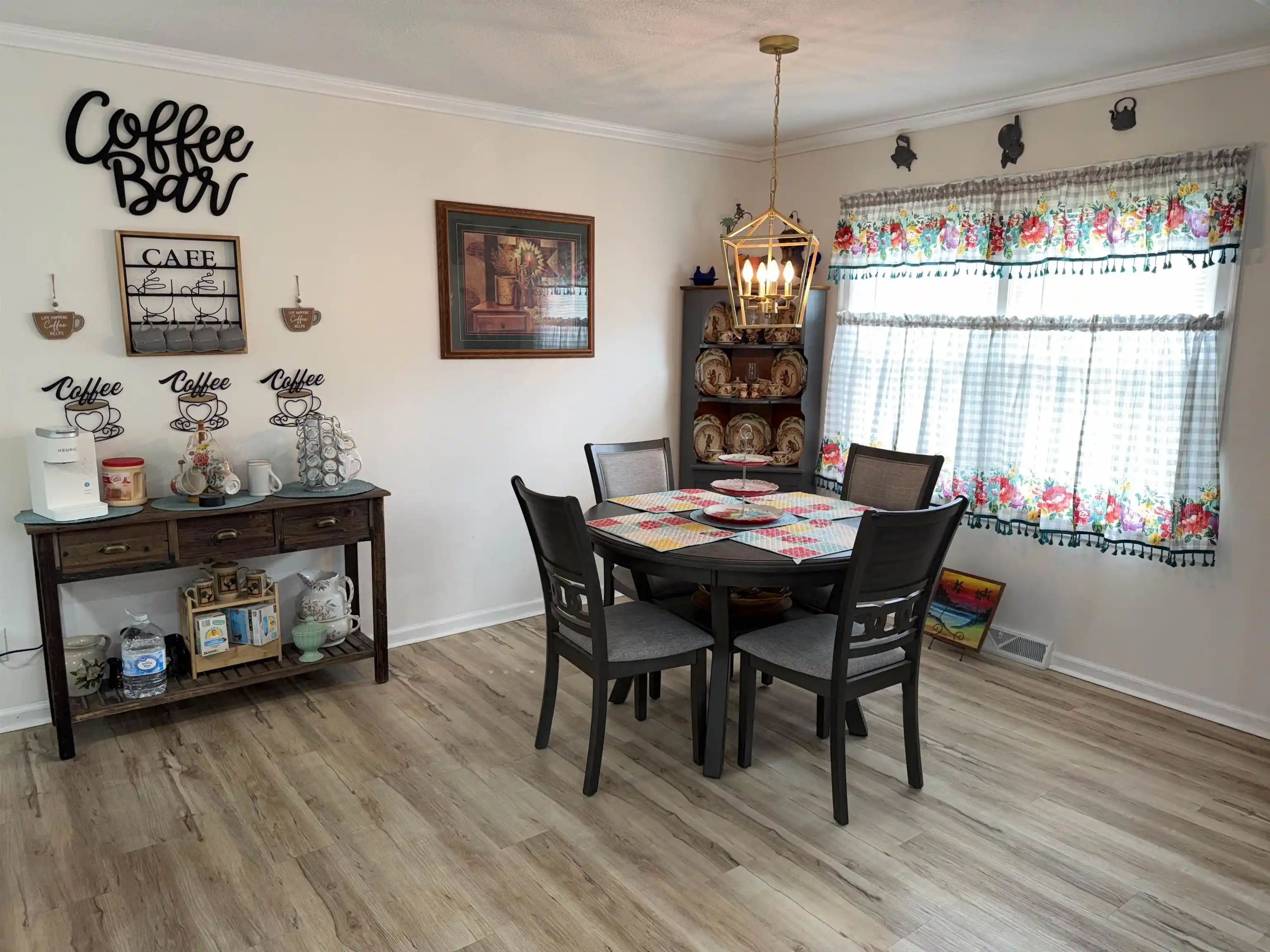Photo 3 of Single family home for sale at 190 Poplar St, Savannah, TN 38372 | MLS# 10226850 | Listing updated on 2026-08-28