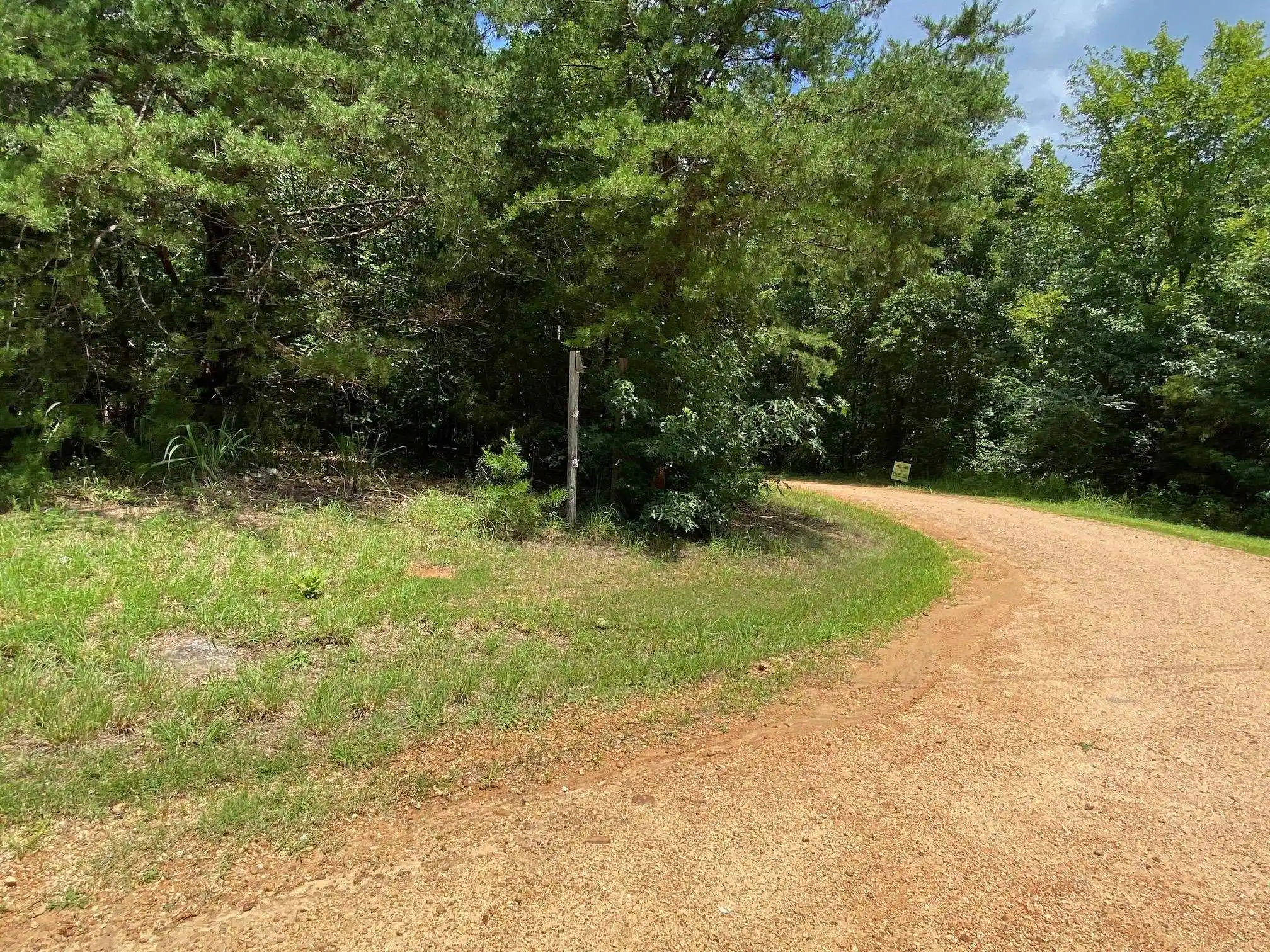 3rd image of Gendale & Bald Eagle Dr, Morris Chapel, TN 38361 | MLS# 10226867